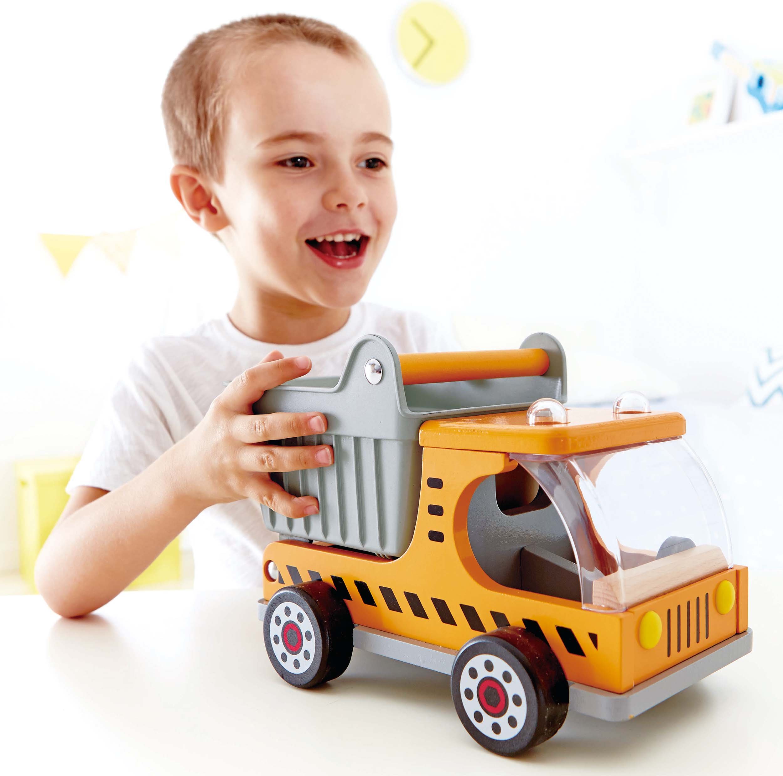 Hape Camion Ribaltabile giocattolo in legno multicolore