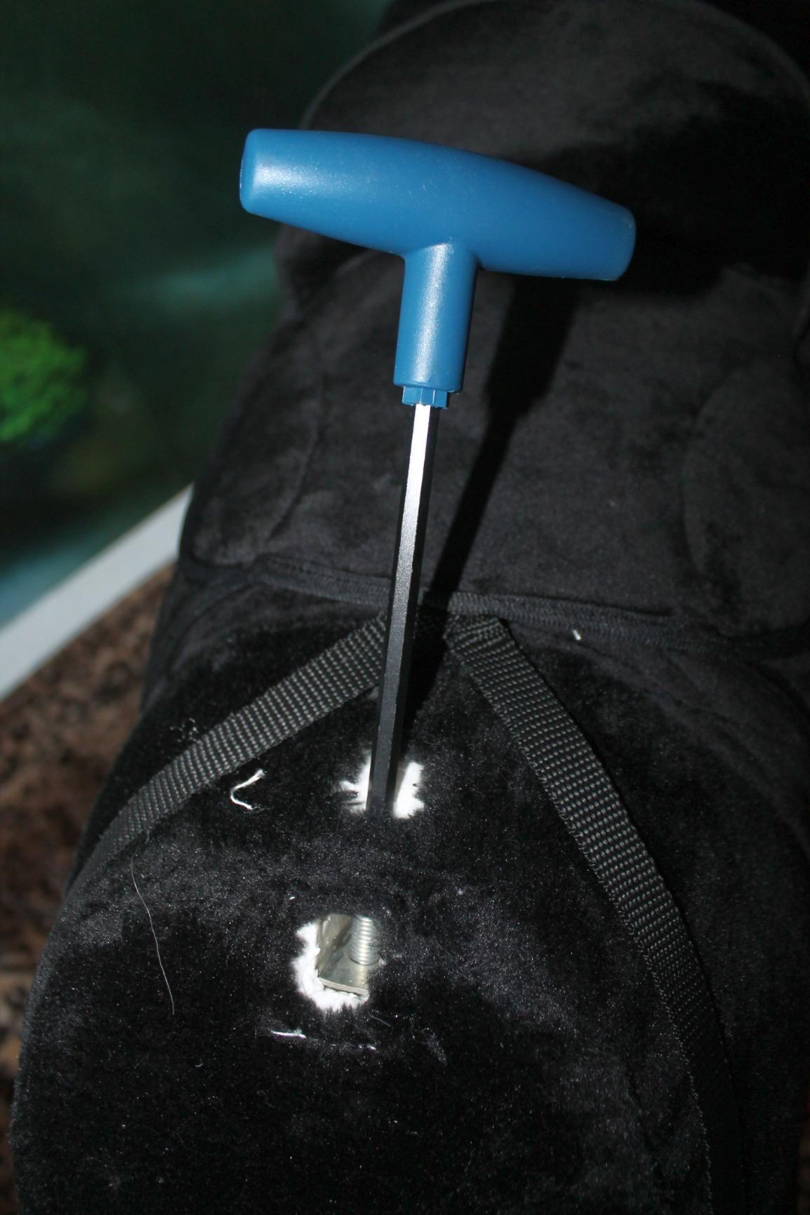 smallfoot 11178 cavallo cavalcabile nero con sella