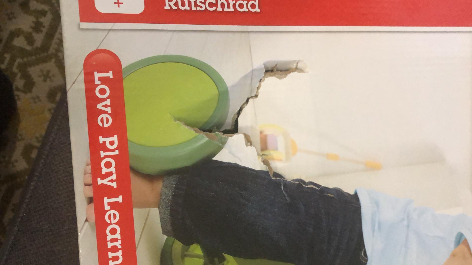 Hape Scooter 4 Ruote Cavalcabile in Legno Senza Pedali 12 Mesi