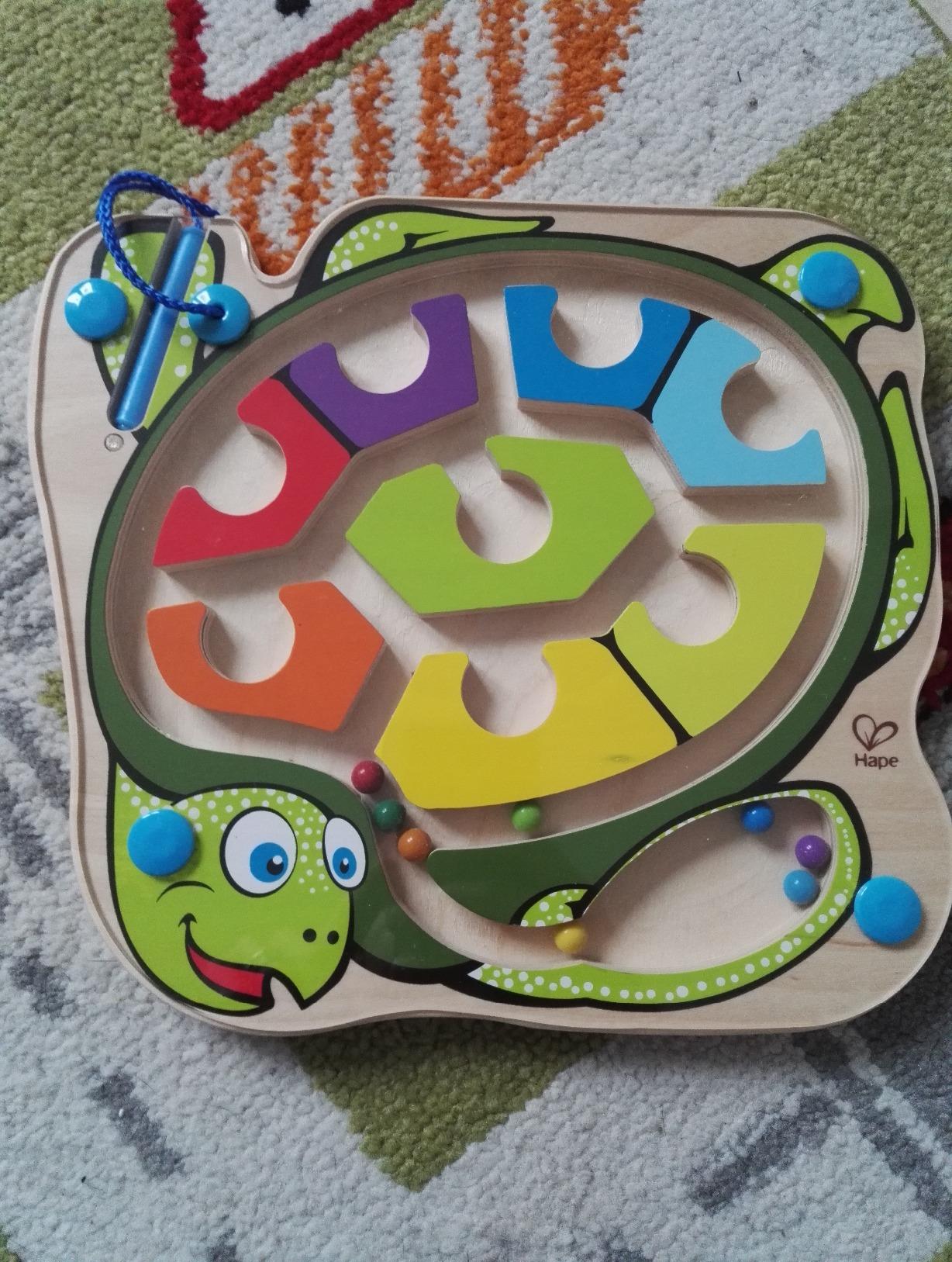 Hape E1705 Labirinto Magnetico Tartaruga Gioco in Legno
