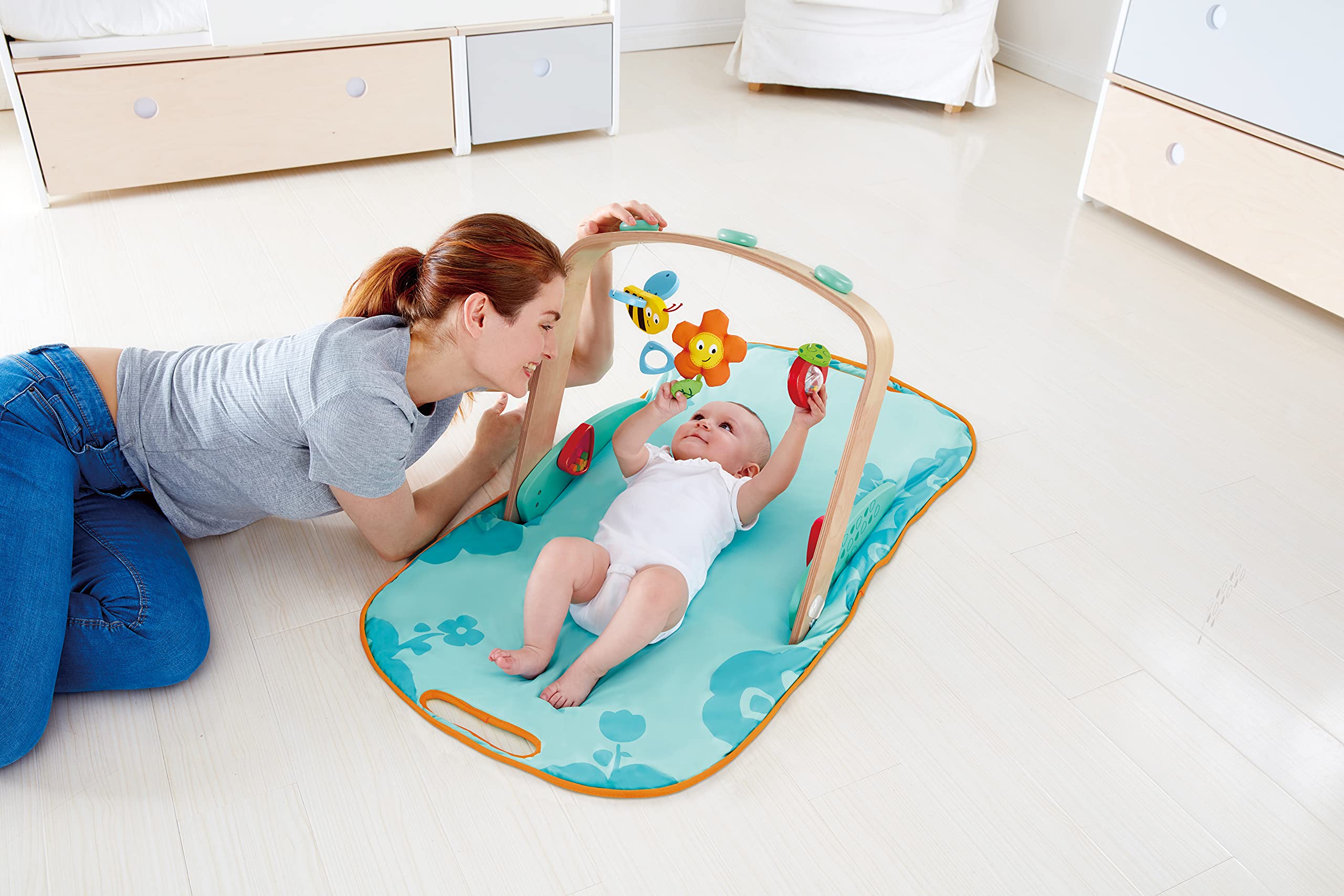 Hape E0045 palestrina portatile neonato con arco gioco