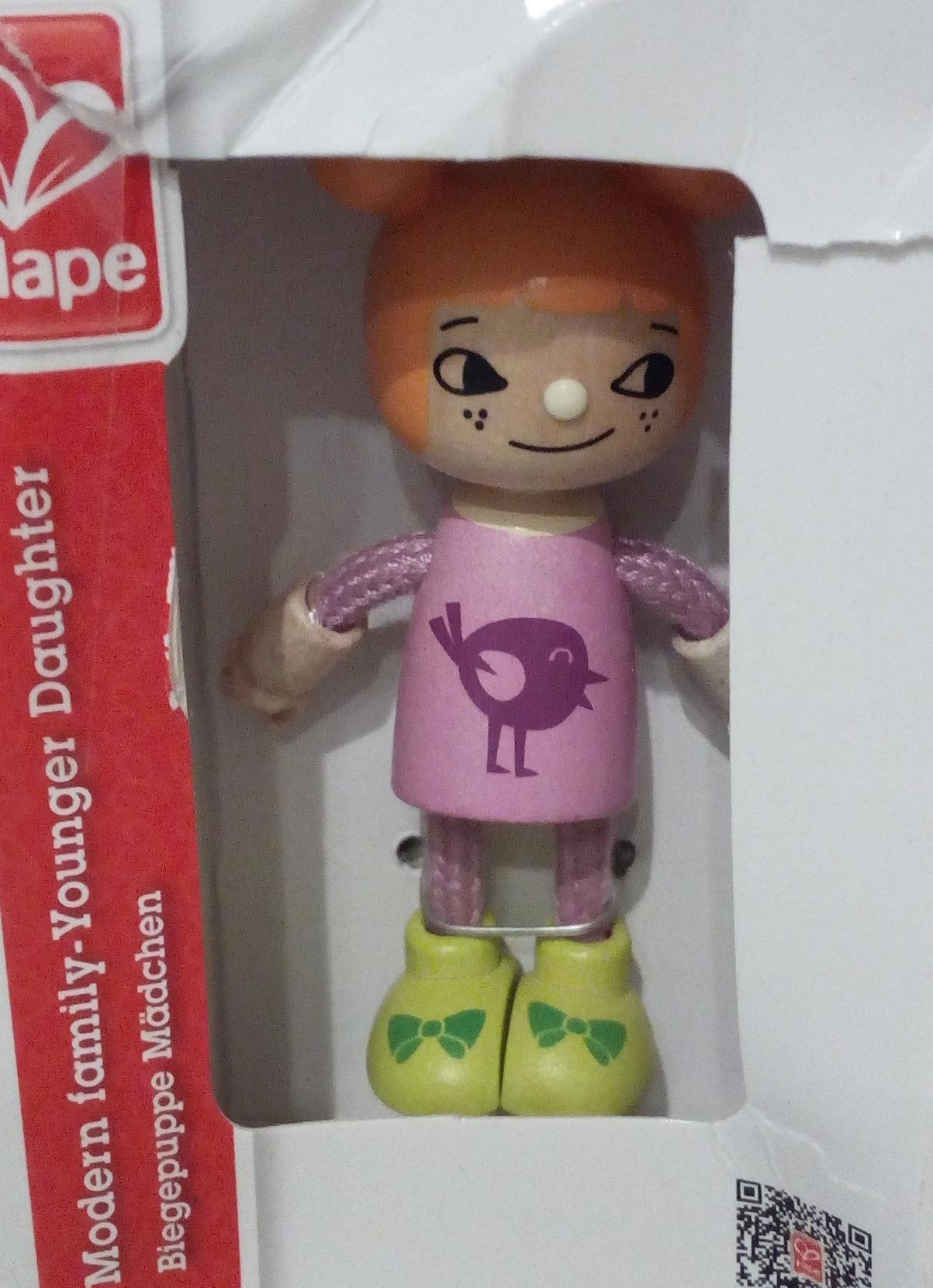 Hape Famiglia Moderna Figlia Piccola bambola legno capelli rossi