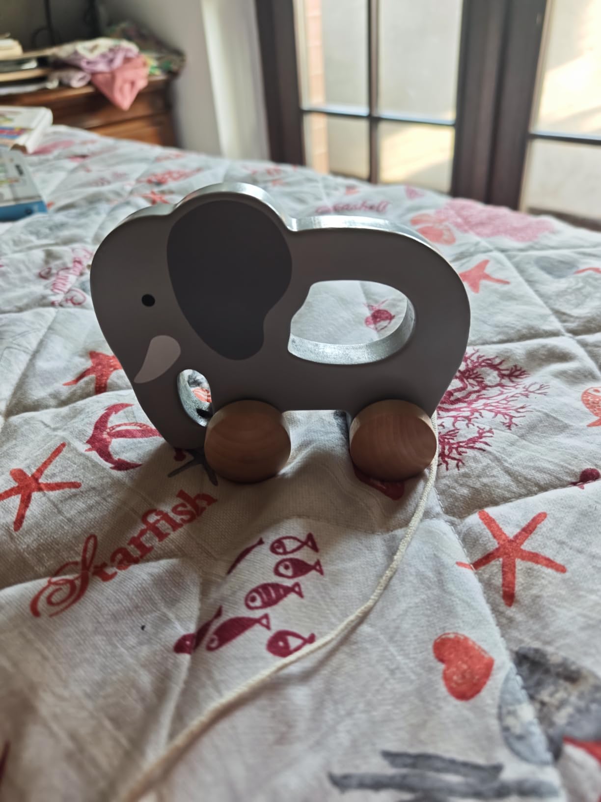 Hape Elefante da Trainare Gioco in Legno con Cordino 12 Mesi