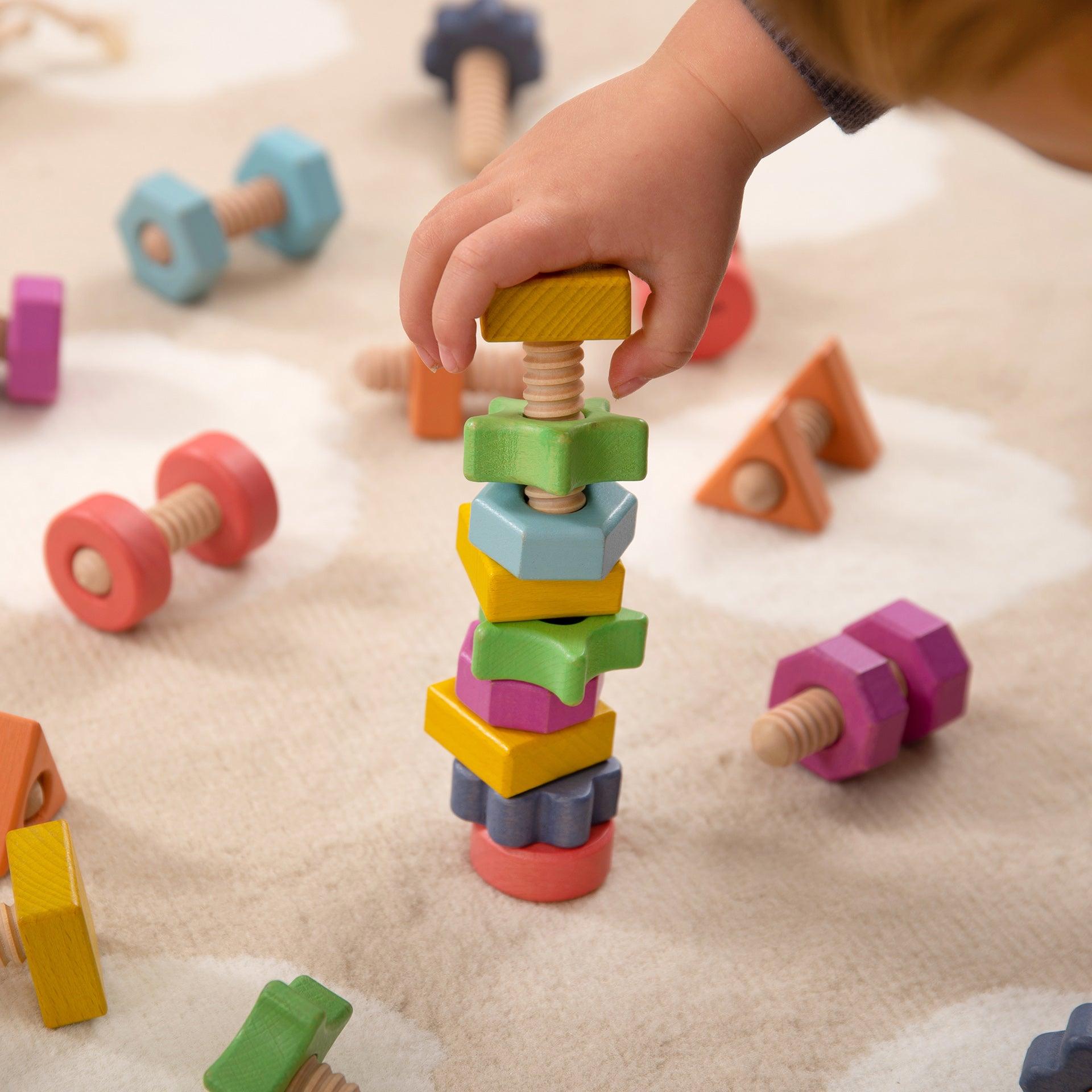 Tickit Rainbow Wooden Dadi e Bulloni 21 Pezzi in Legno