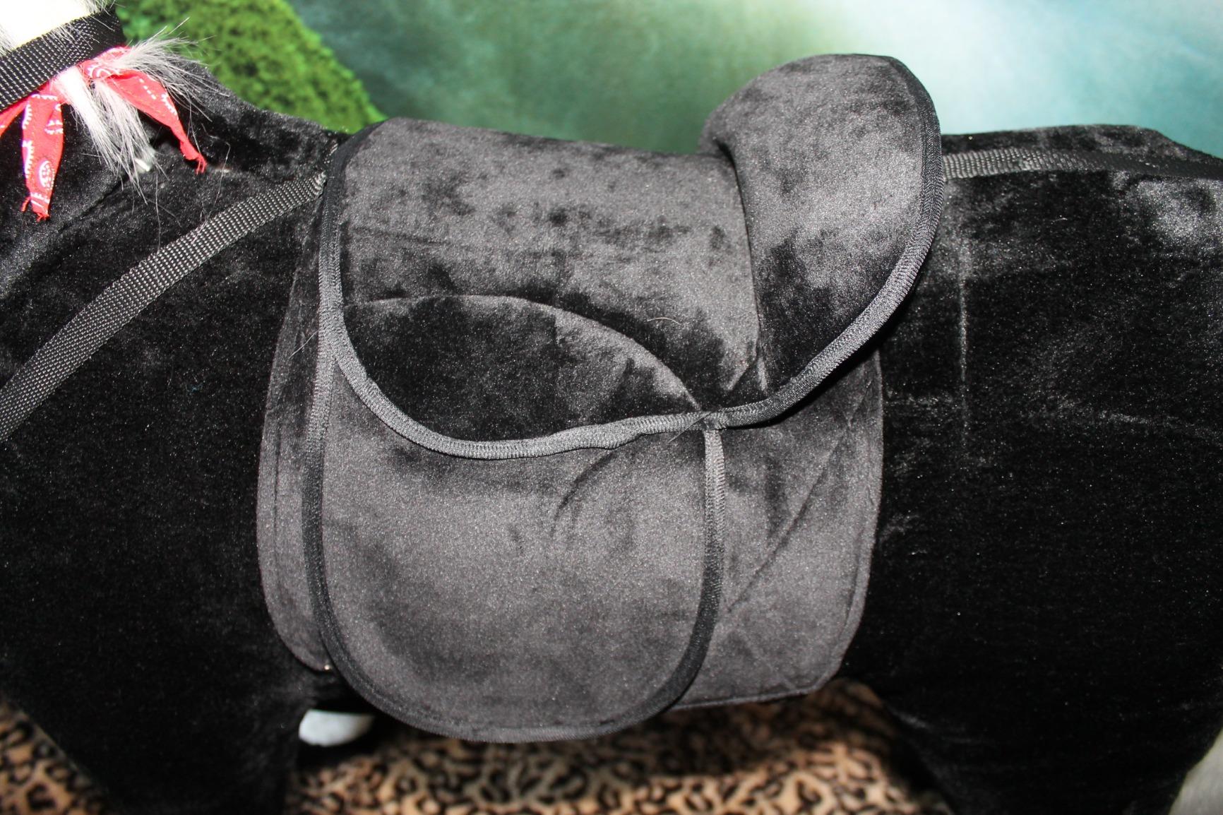 smallfoot 11178 cavallo cavalcabile nero con sella