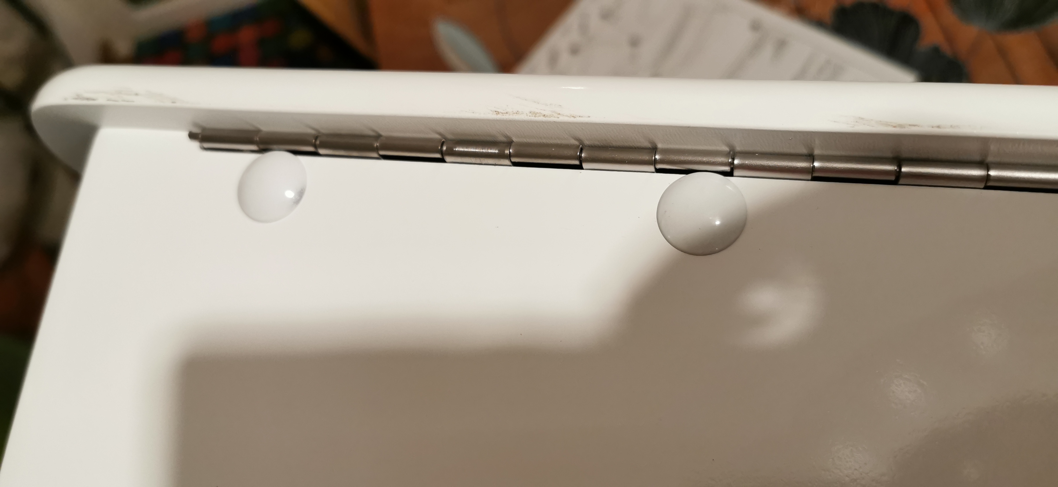 Hape Deluxe Pianoforte Bianco 30 Tasti con Sgabello 3 Anni