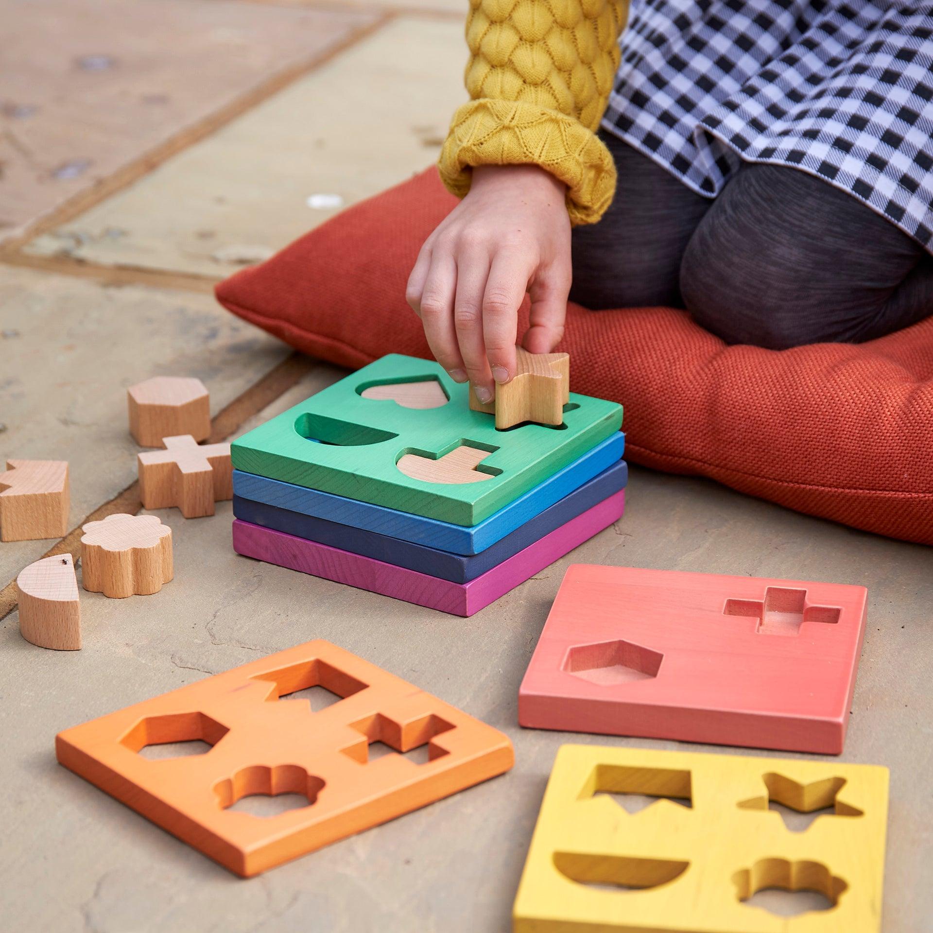 Tickit Rainbow Wooden Shape Stacker puzzle legno 19 pezzi