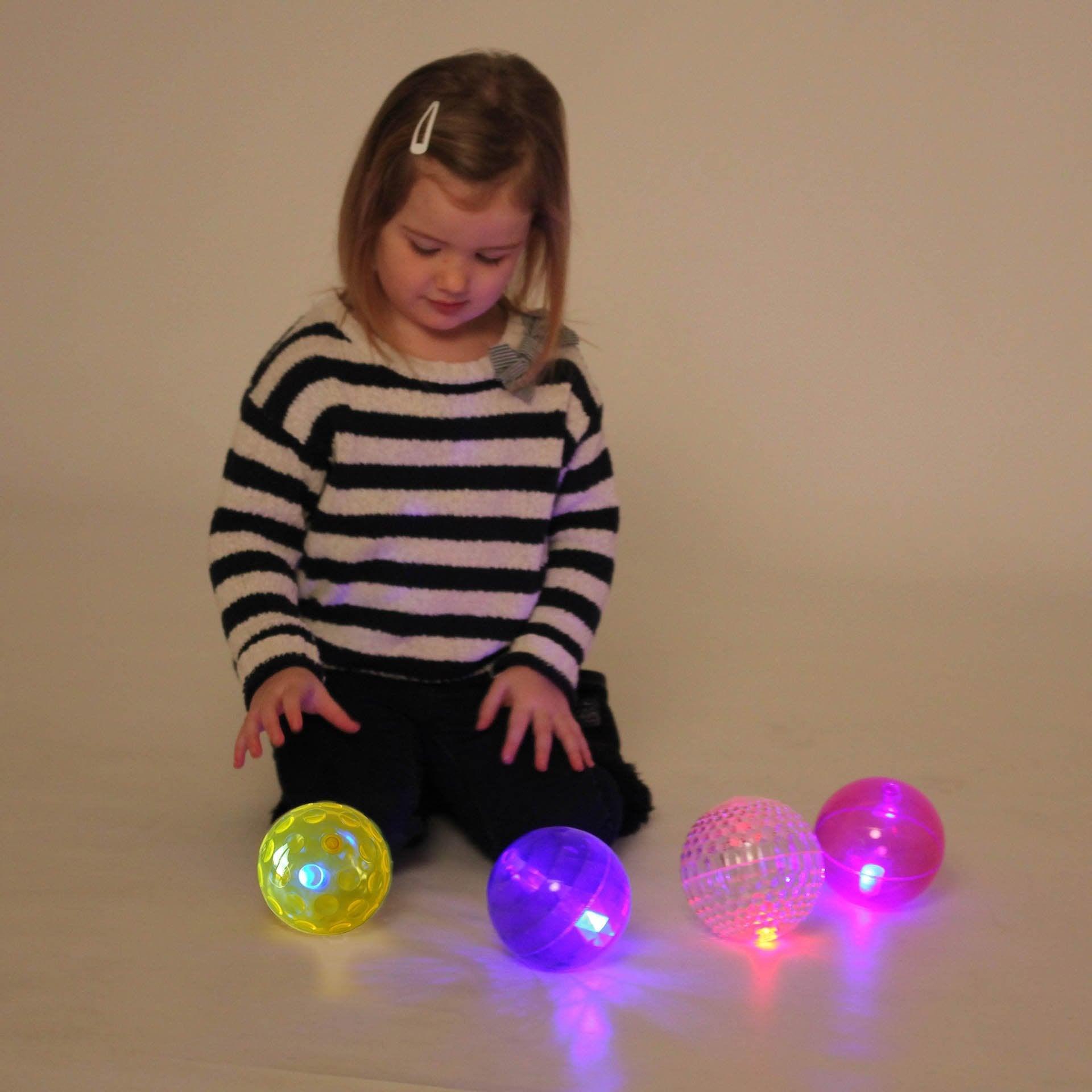 Tickit Large Flashing Ball Set palline sensoriali luminose 4 pezzi