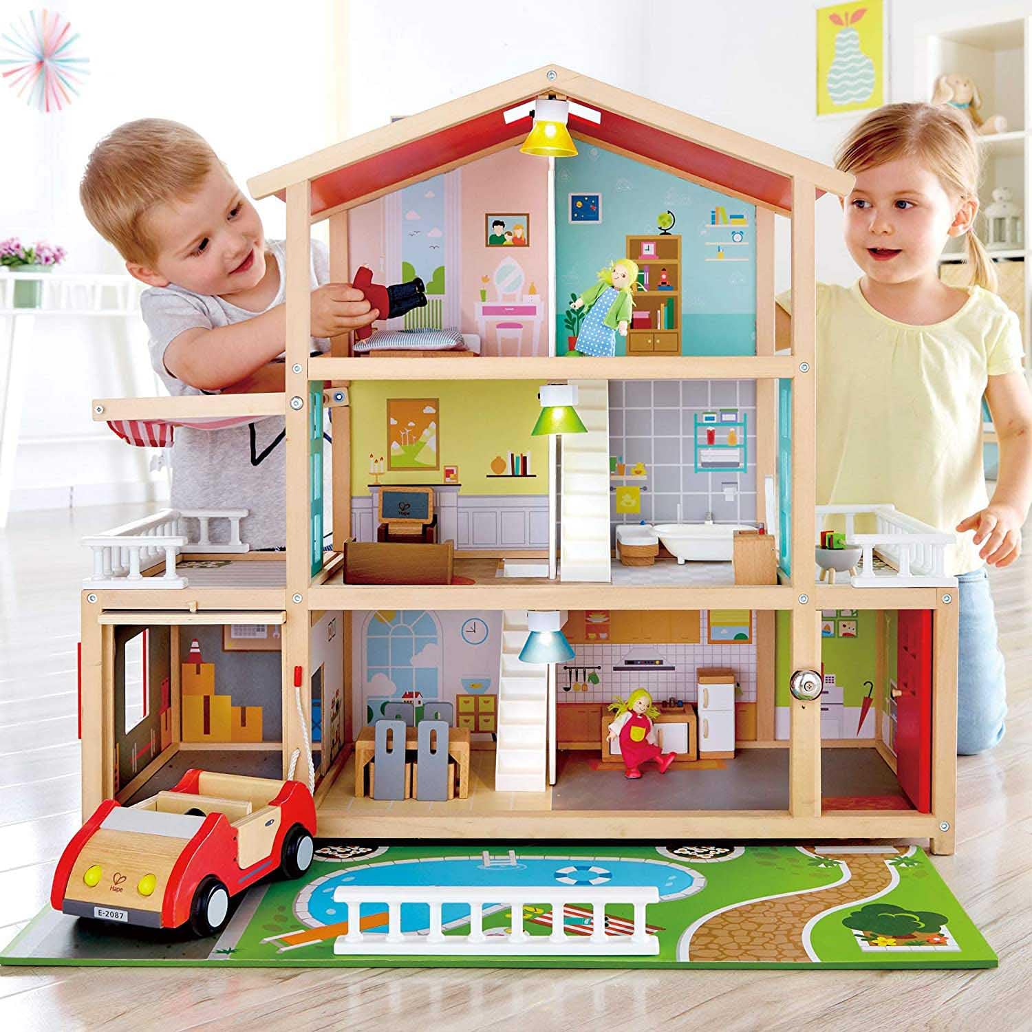 Hape Villa delle bambole casa legno 3 piani 8 stanze