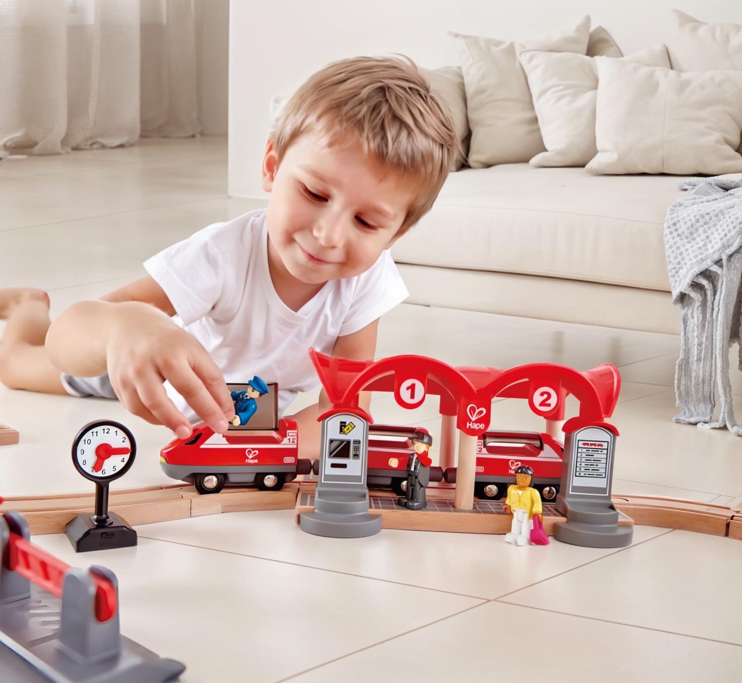 Hape Pista Città Trafficata Treno Legno 51 Pezzi 3 Anni