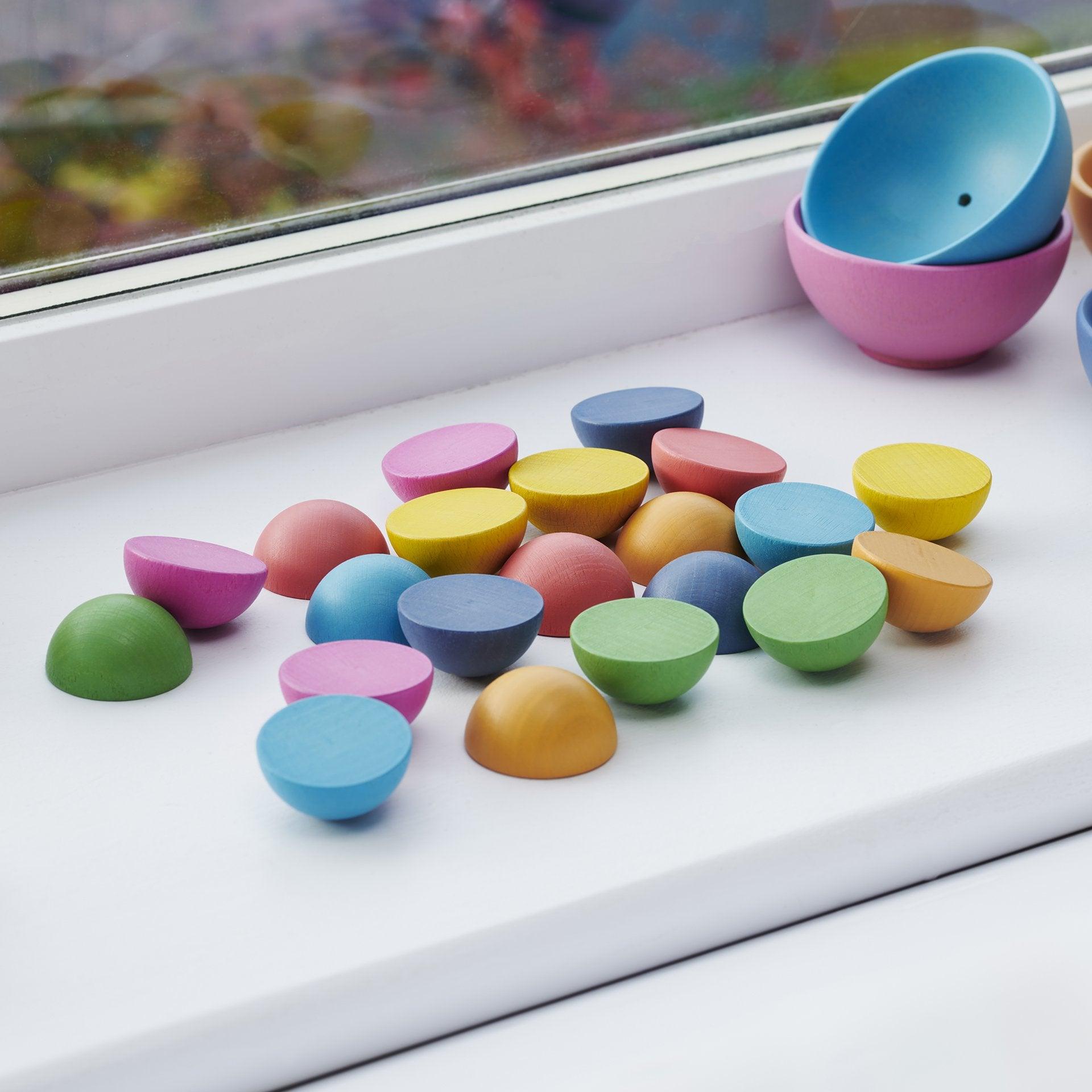 Tickit Rainbow Wooden Semispheres semisfere legno 21 pz 7 colori