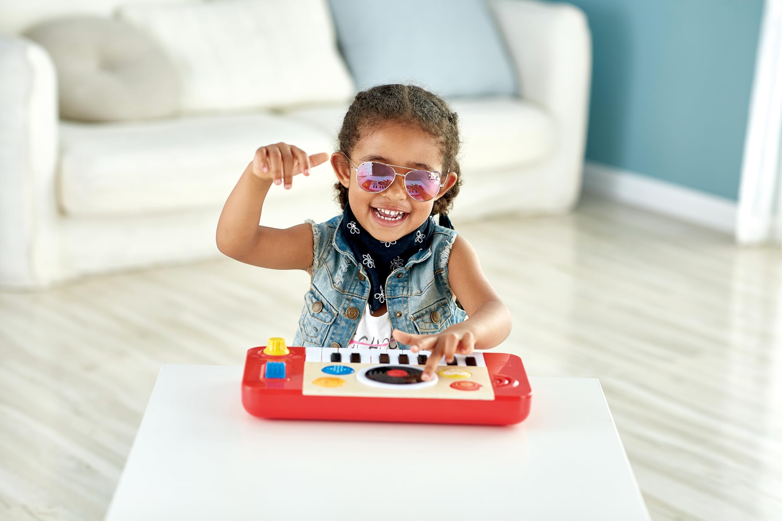 Hape Mix & Spin studio DJ musicale con luci