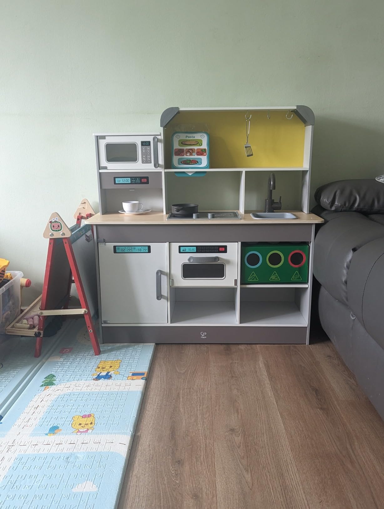 Hape Deluxe E3177 cucina gioco legno microonde