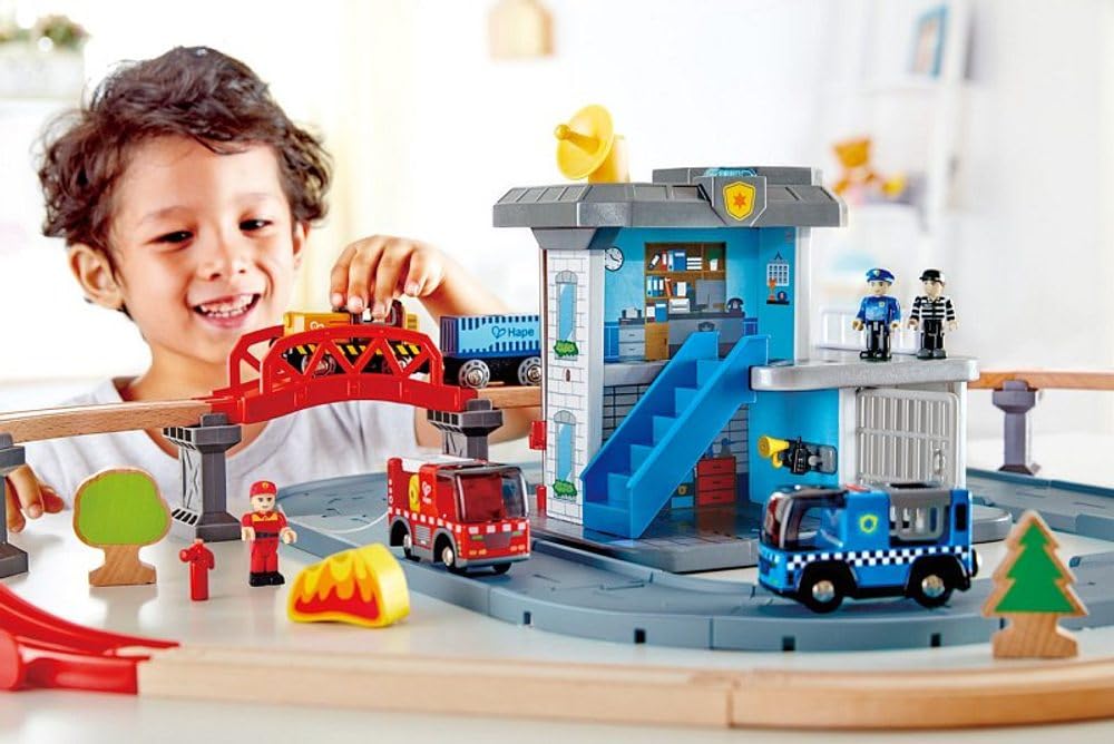Hape quartier generale polizia pompieri gioco ruolo 3 anni
