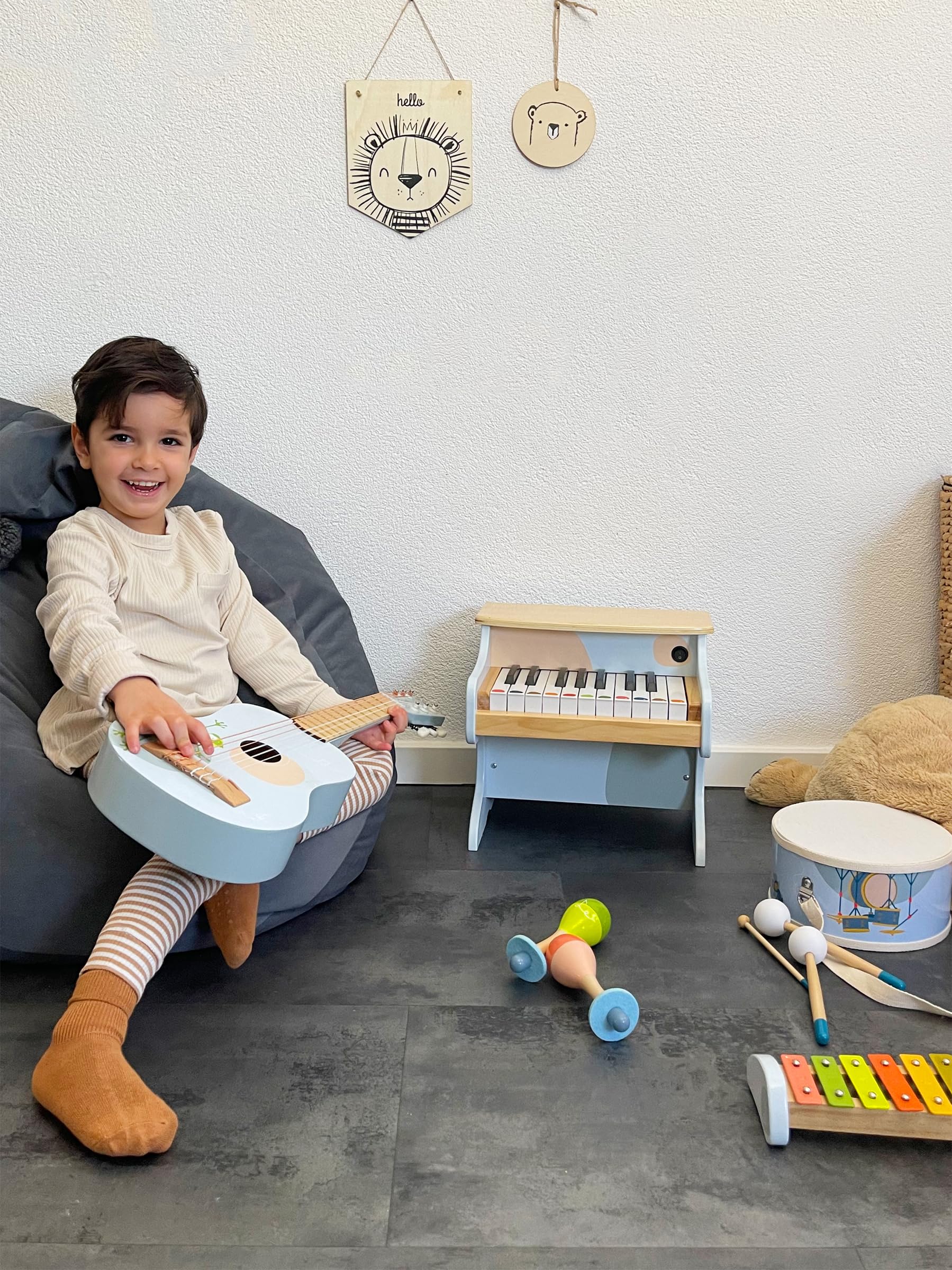 smallfoot Groovy Beats chitarra in legno da 3 anni