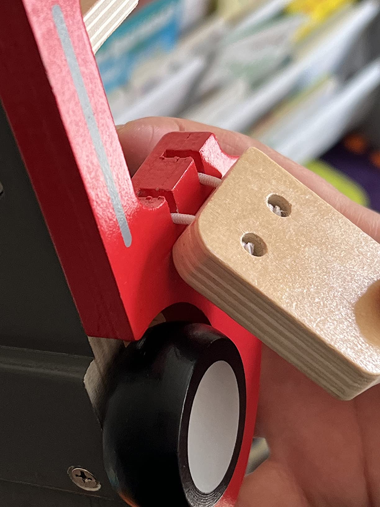 Hape Auto Familiare macchina rossa in legno 3 anni