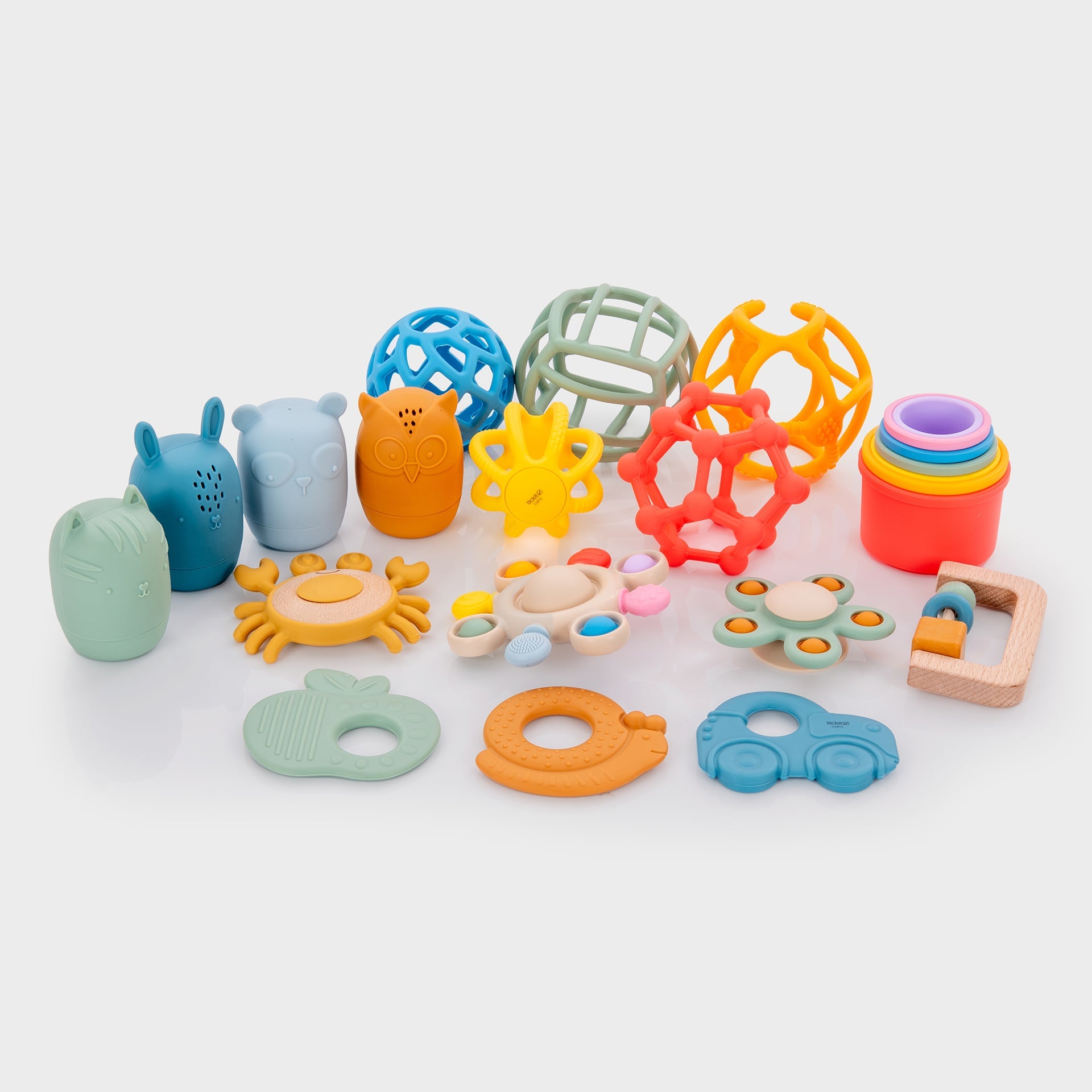 Tickit SiliSoft Baby Bundle set neonato silicone 8 giochi calmante