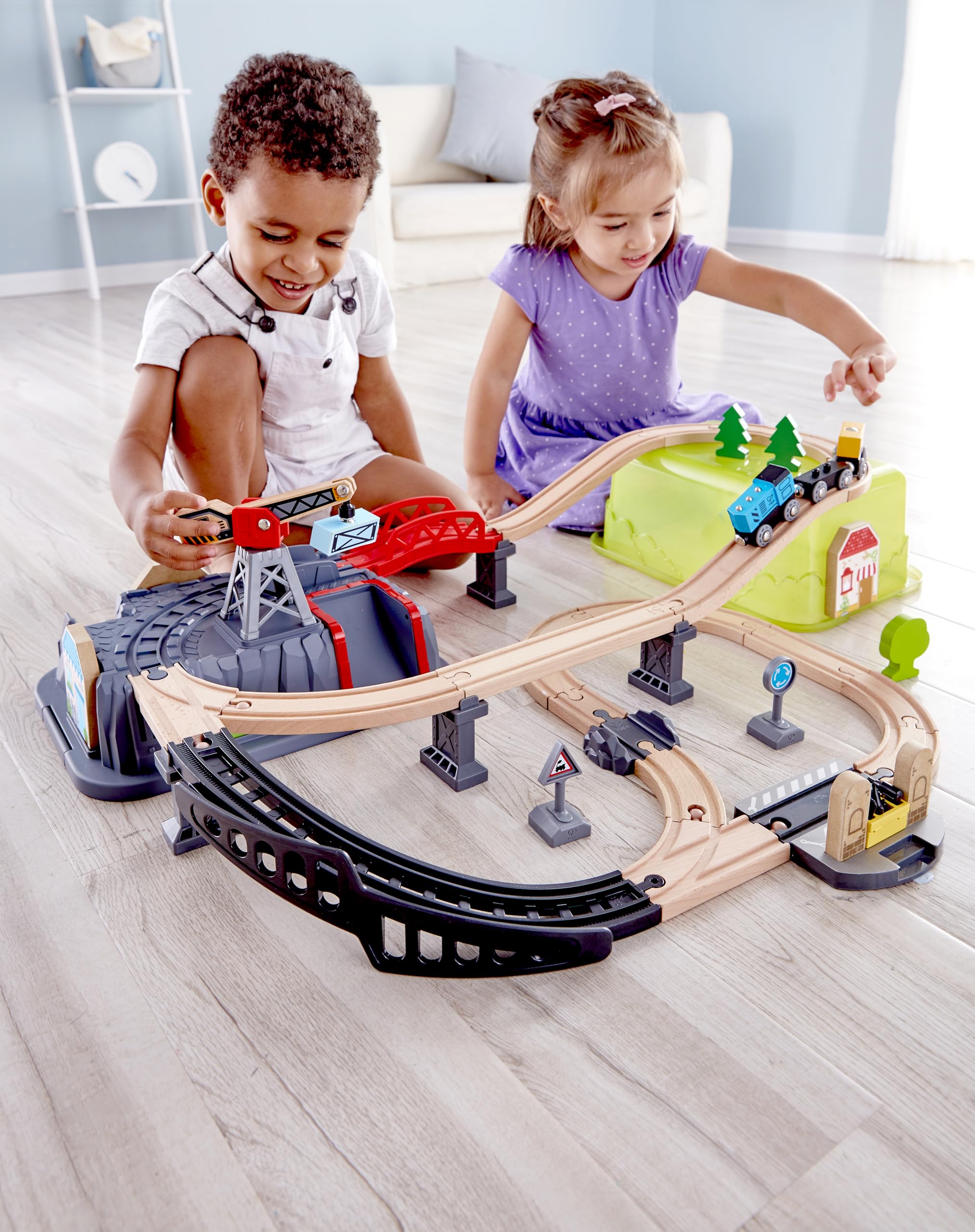 Hape Set Treno Legno 50 Pezzi con Gru e Binari