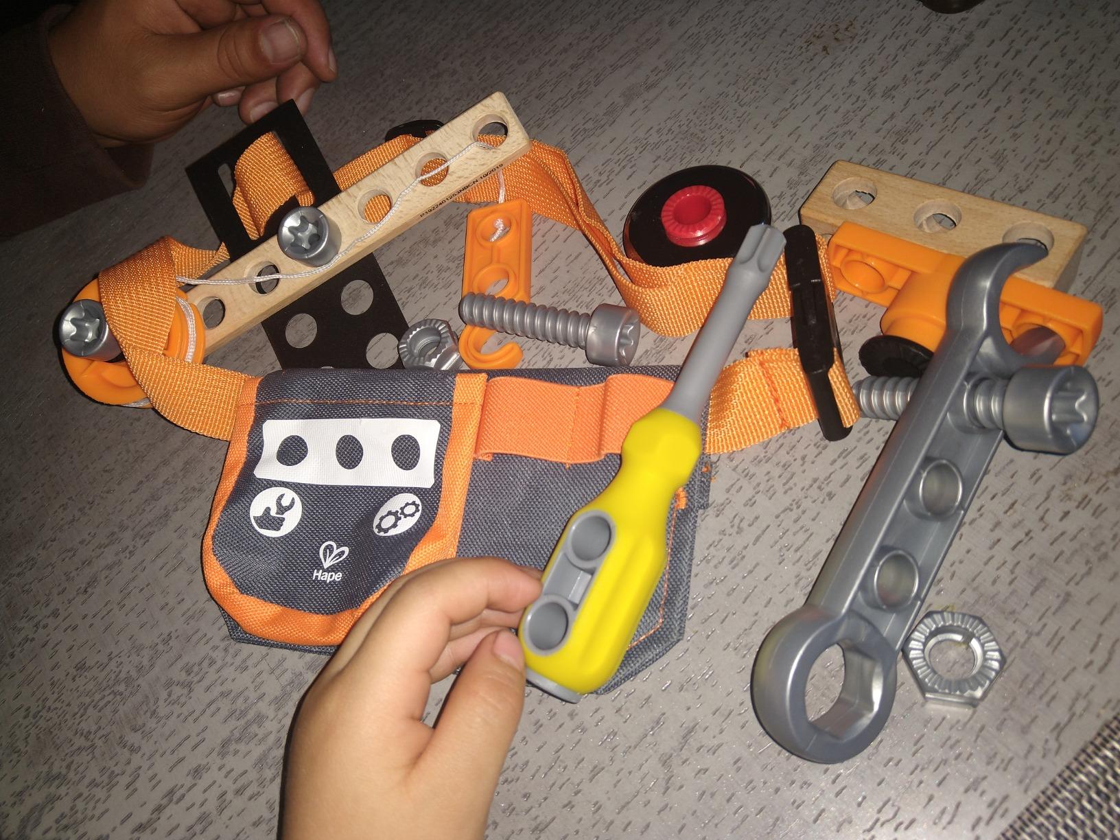 Hape Junior Inventor Cintura dello Scienziato attrezzi dai 4 anni