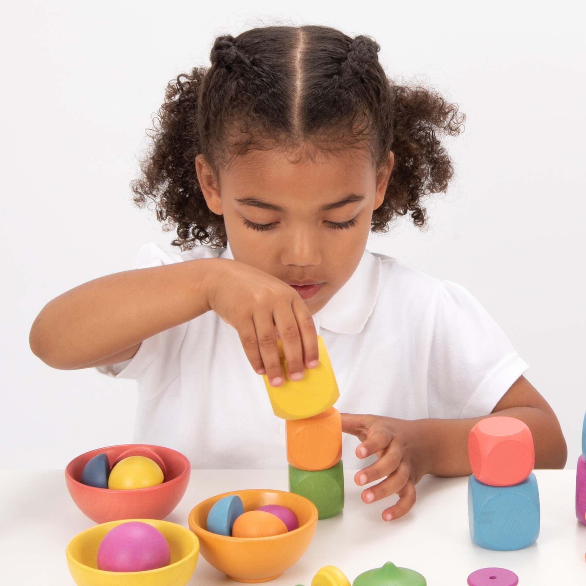Tickit Rainbow Wooden Cubes cubi legno arcobaleno 14 pezzi