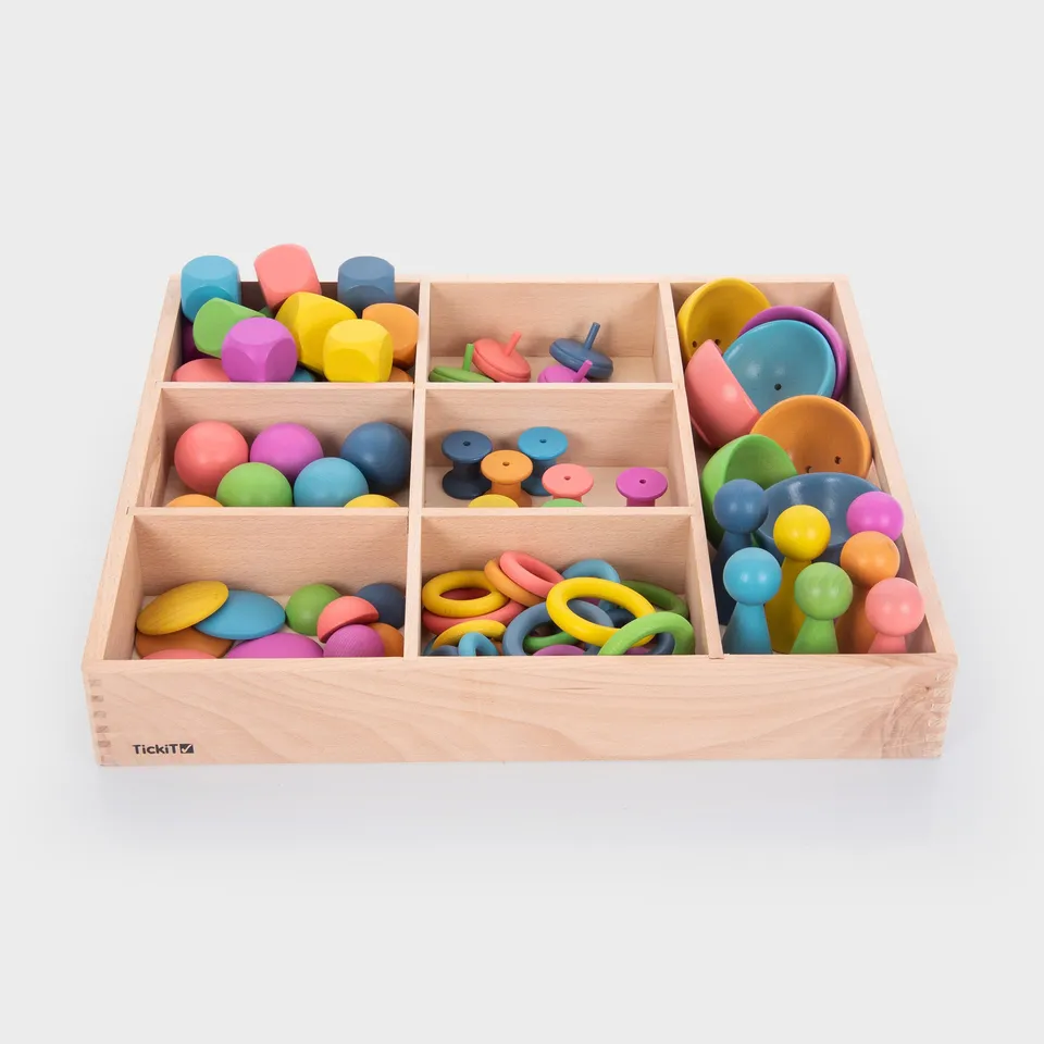 Tickit Rainbow Wooden super set 84 pezzi + vassoio