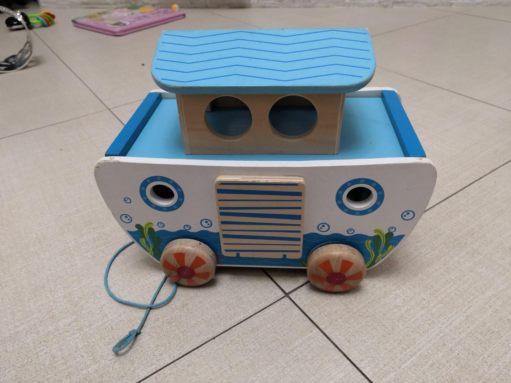 Hape Arca di Noè Gioco in Legno con Animali Multicolore