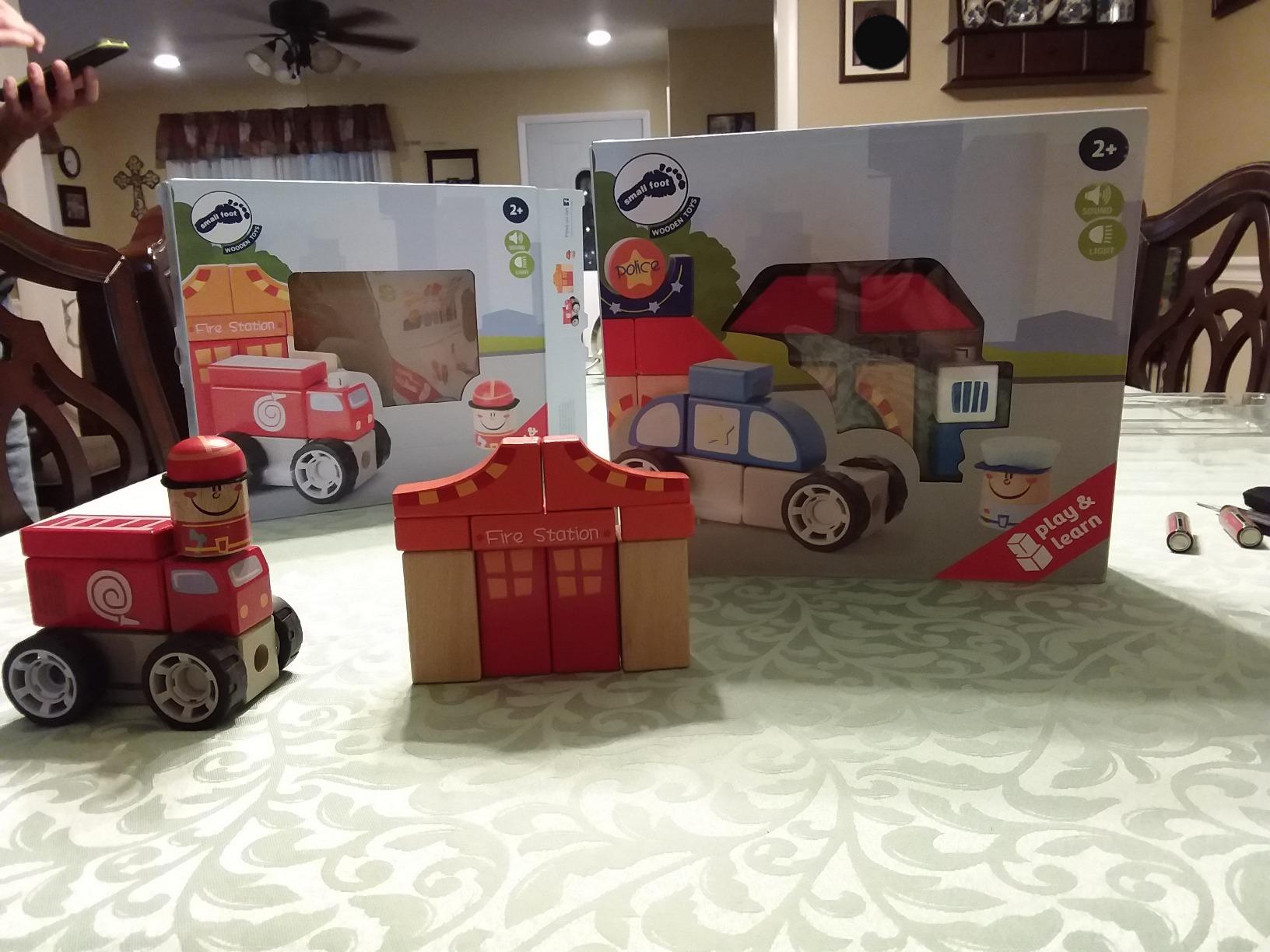 smallfoot Set Costruzioni 10624 Stazione Pompieri con auto legno