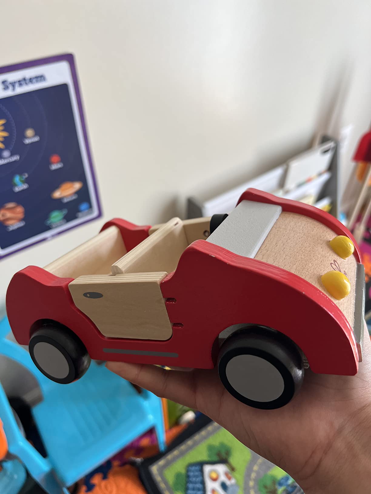 Hape Auto Familiare macchina rossa in legno 3 anni