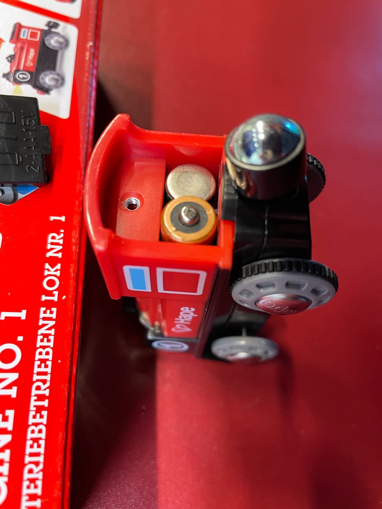 Hape Locomotiva a Batteria trenino rosso con luce