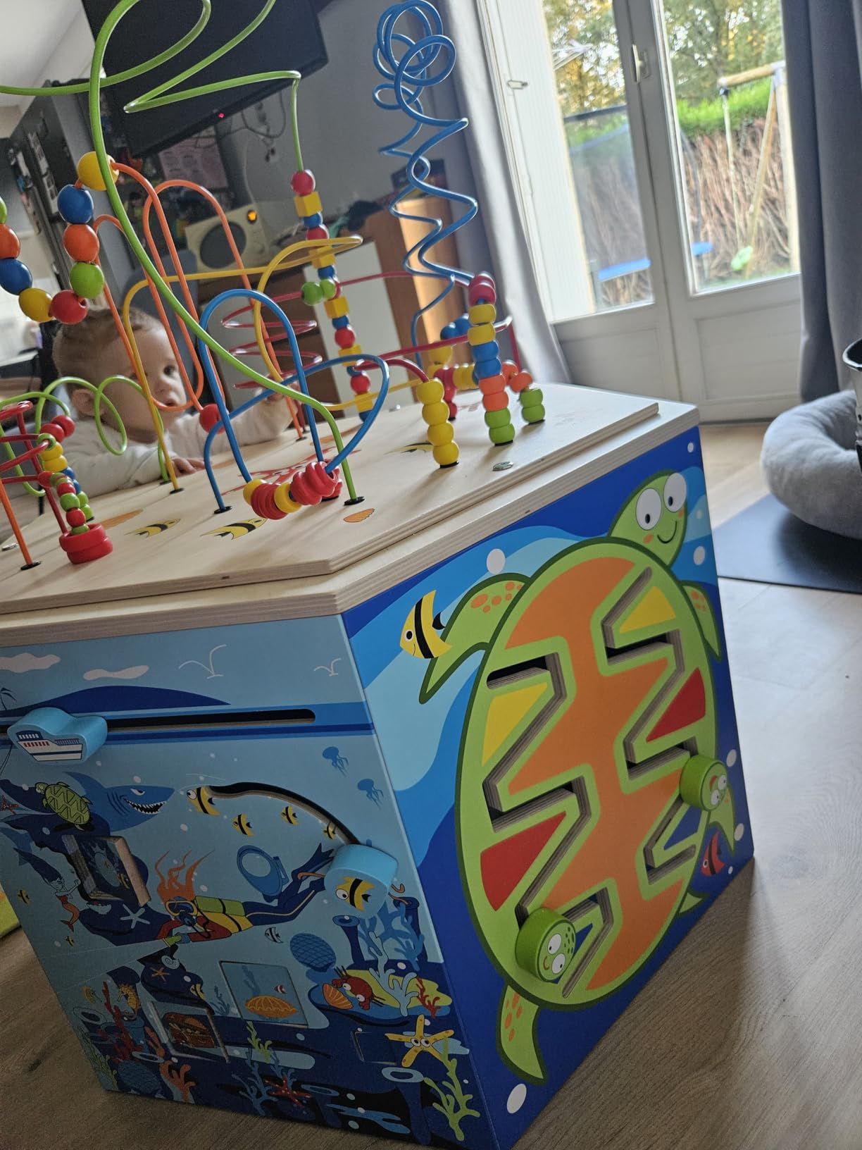Hape E1907 Barriera Corallina cubo attività legno