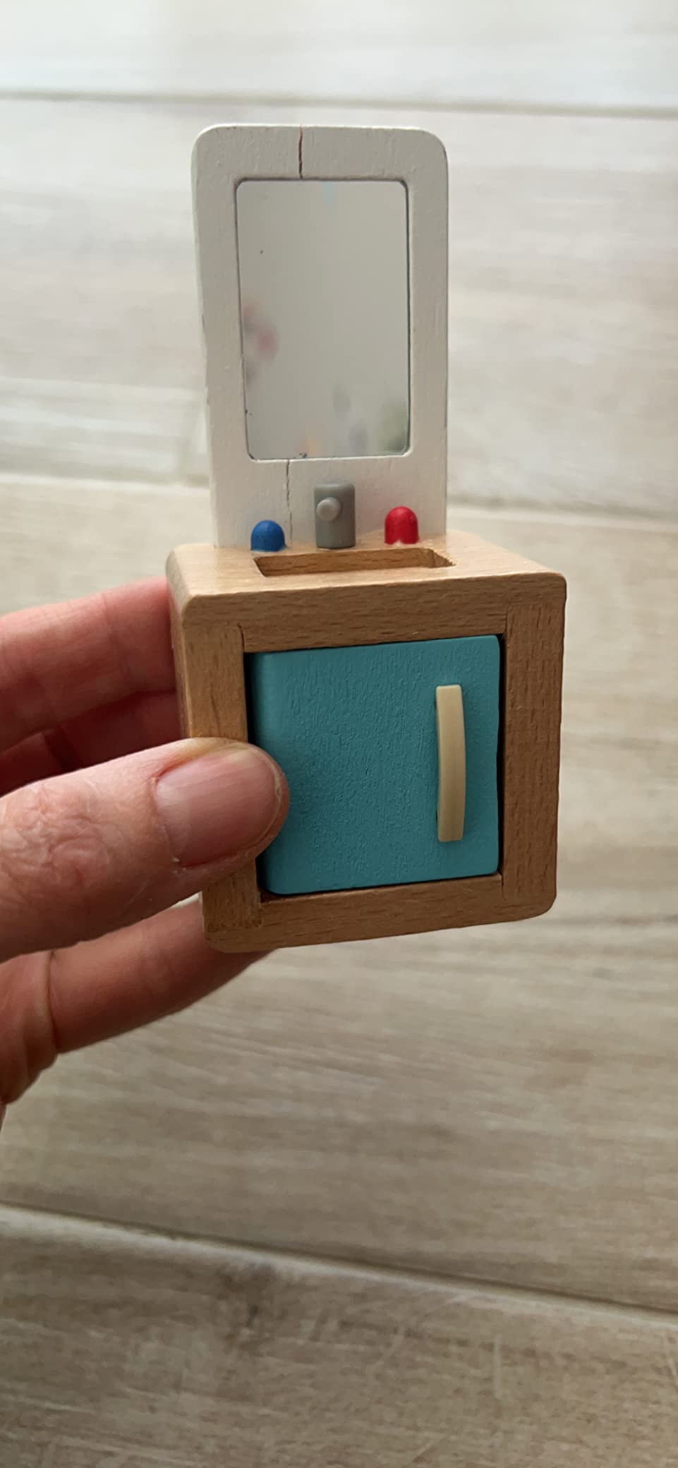Hape E3401 Casa 4 Stagioni casa bambole legno arredata