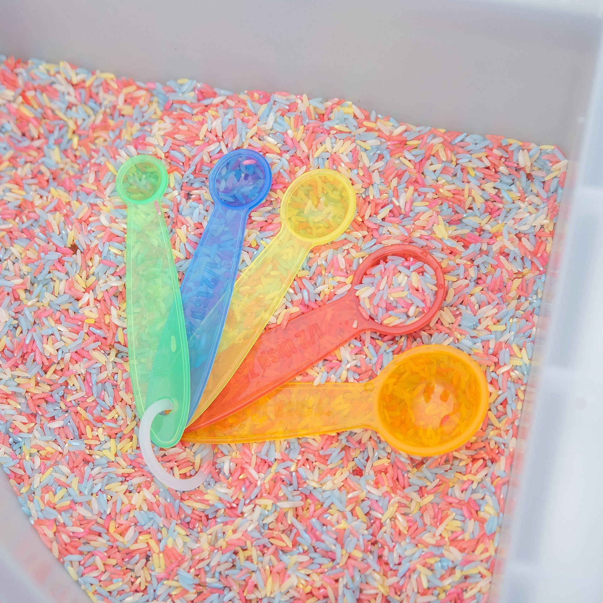 Tickit Translucent Colour cucchiaini 5 pezzi sabbia
