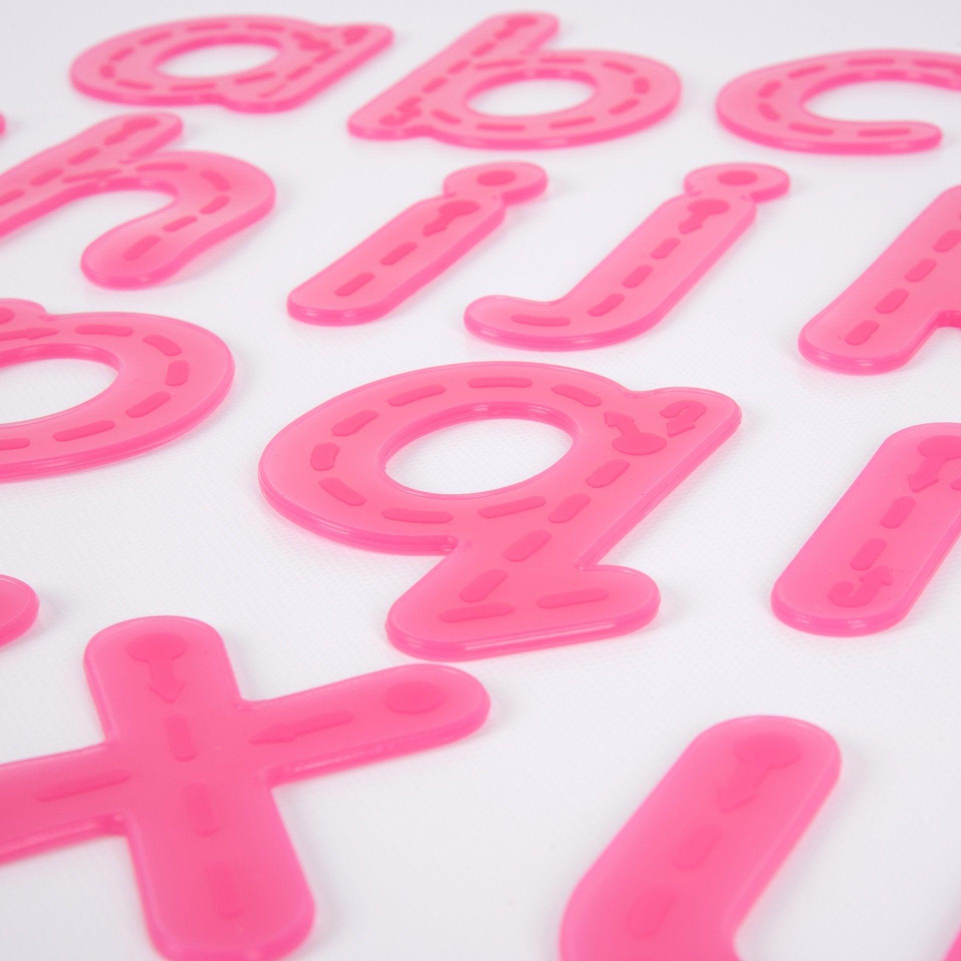 Tickit SiliShapes Trace Alphabet lettere rosa tattili