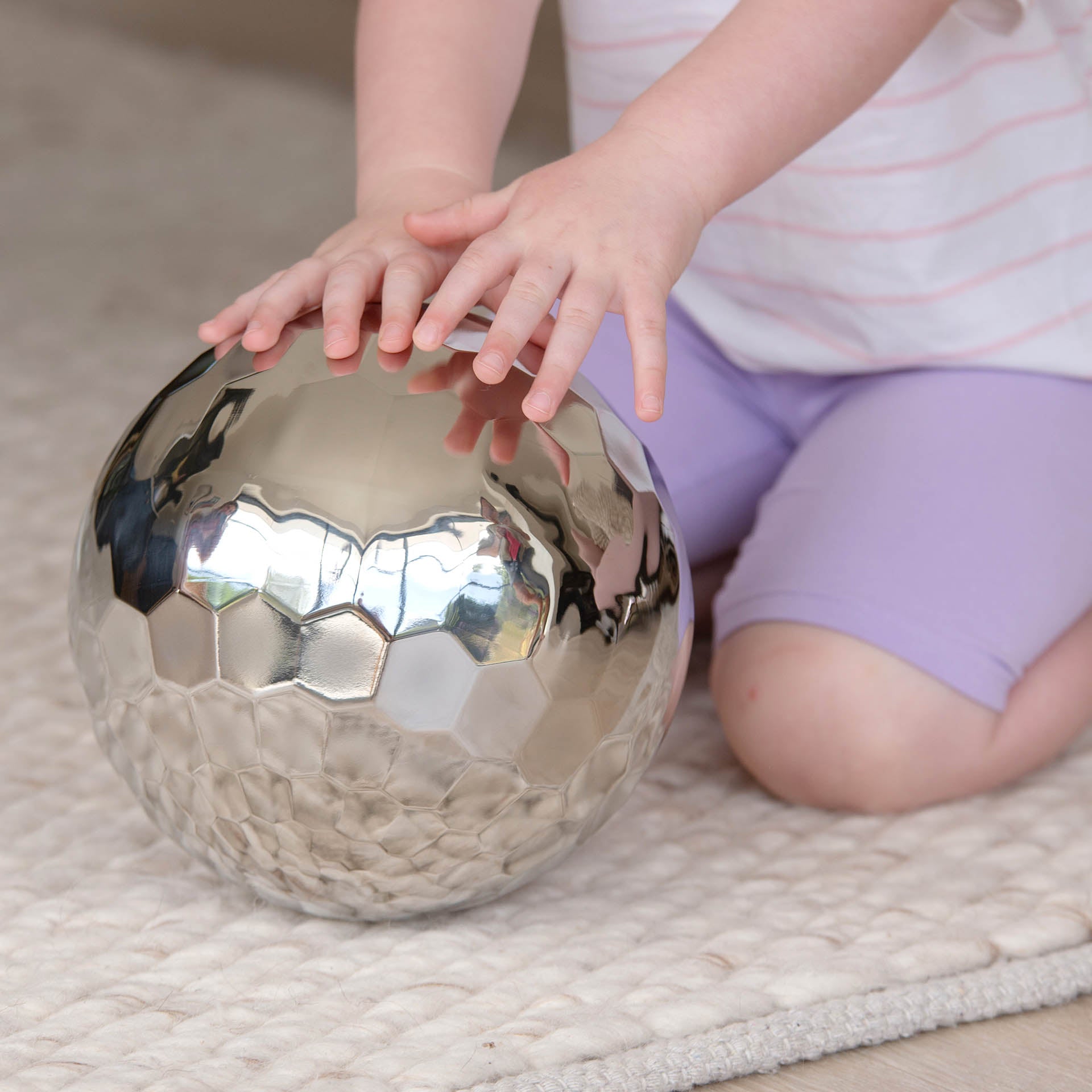 Tickit Sensory Steel Tumble Ball palla sensoriale 15 cm acciaio