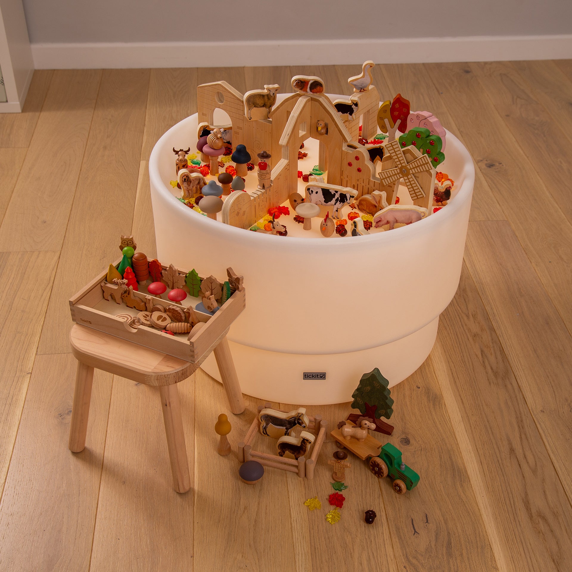 Tickit Small World Farm Bundle set fattoria legno