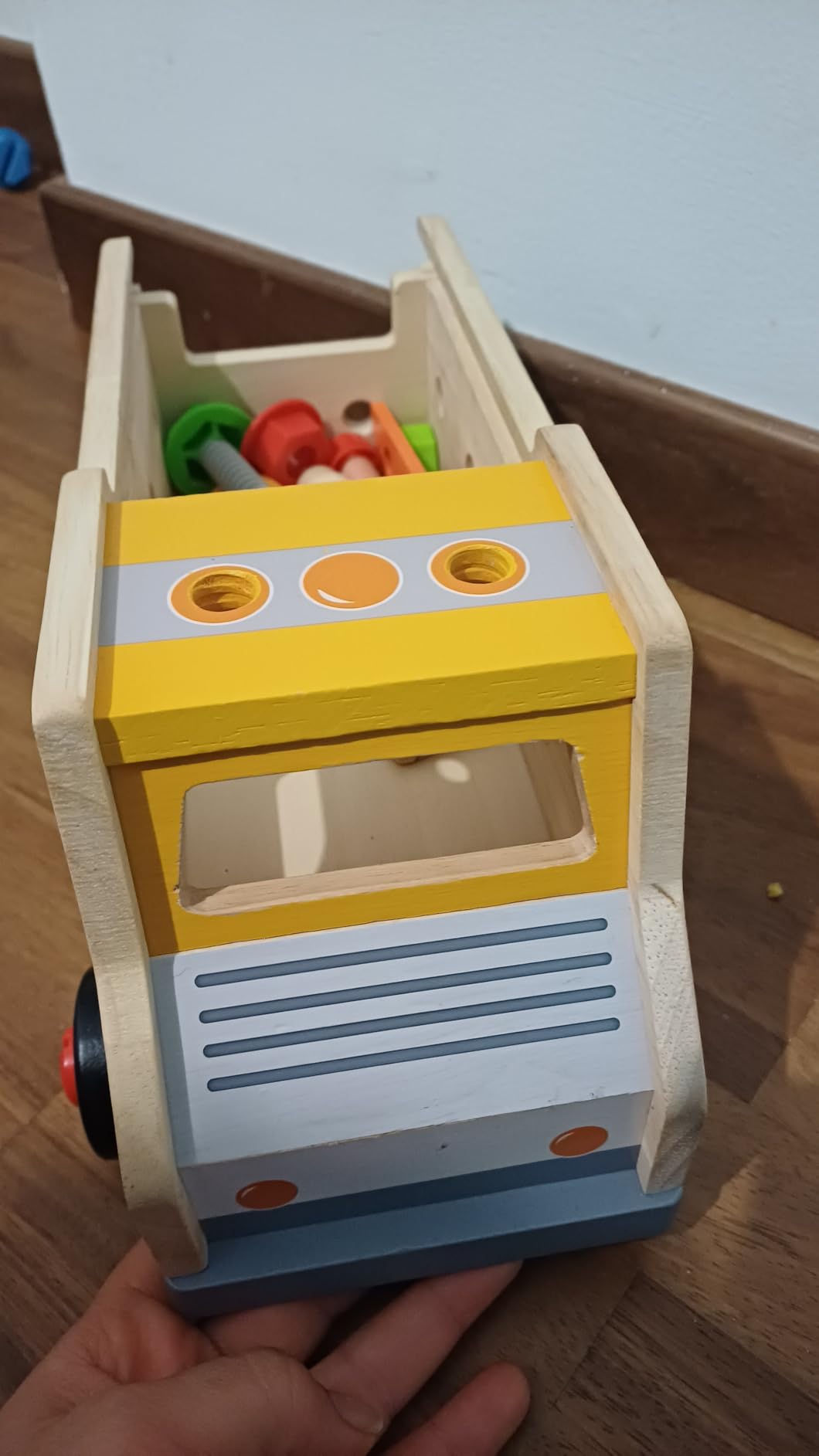 DINORUN camion cassetta attrezzi legno 47 pezzi 3-6 anni