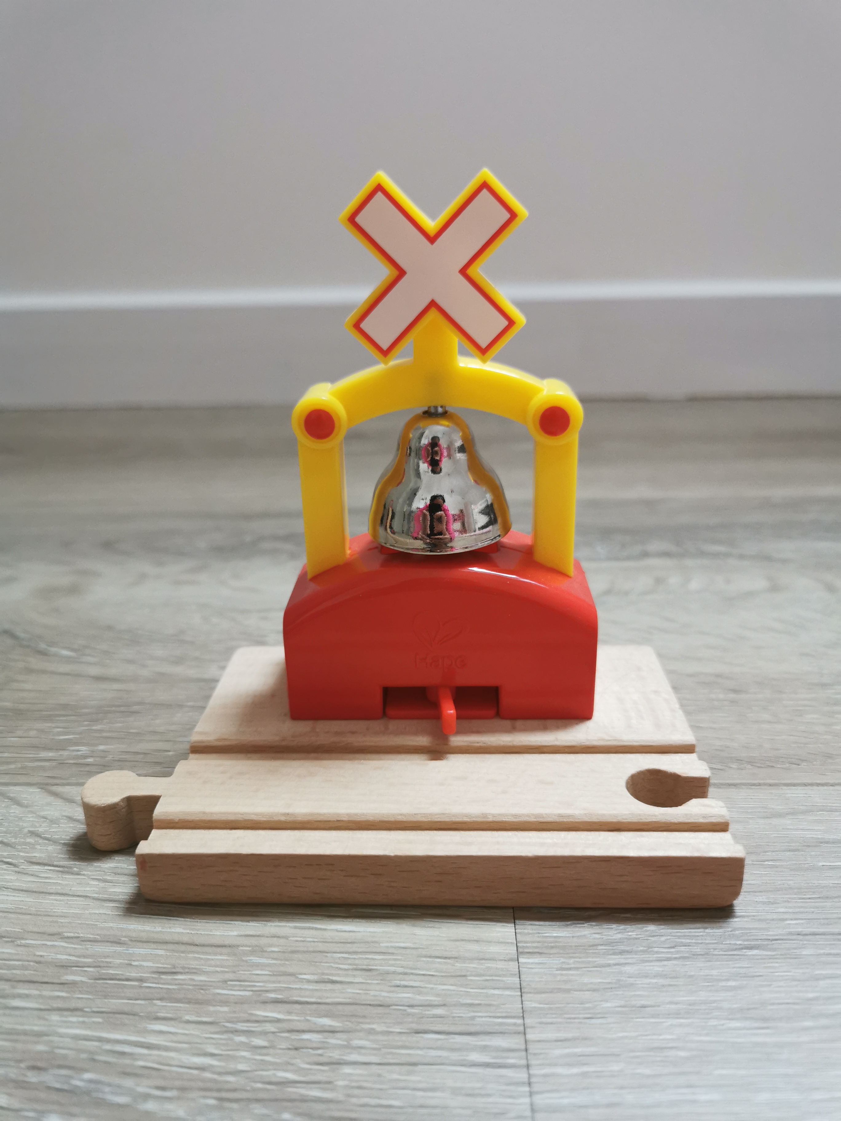 Hape Campanella Treno Automatica trenino legno con suono
