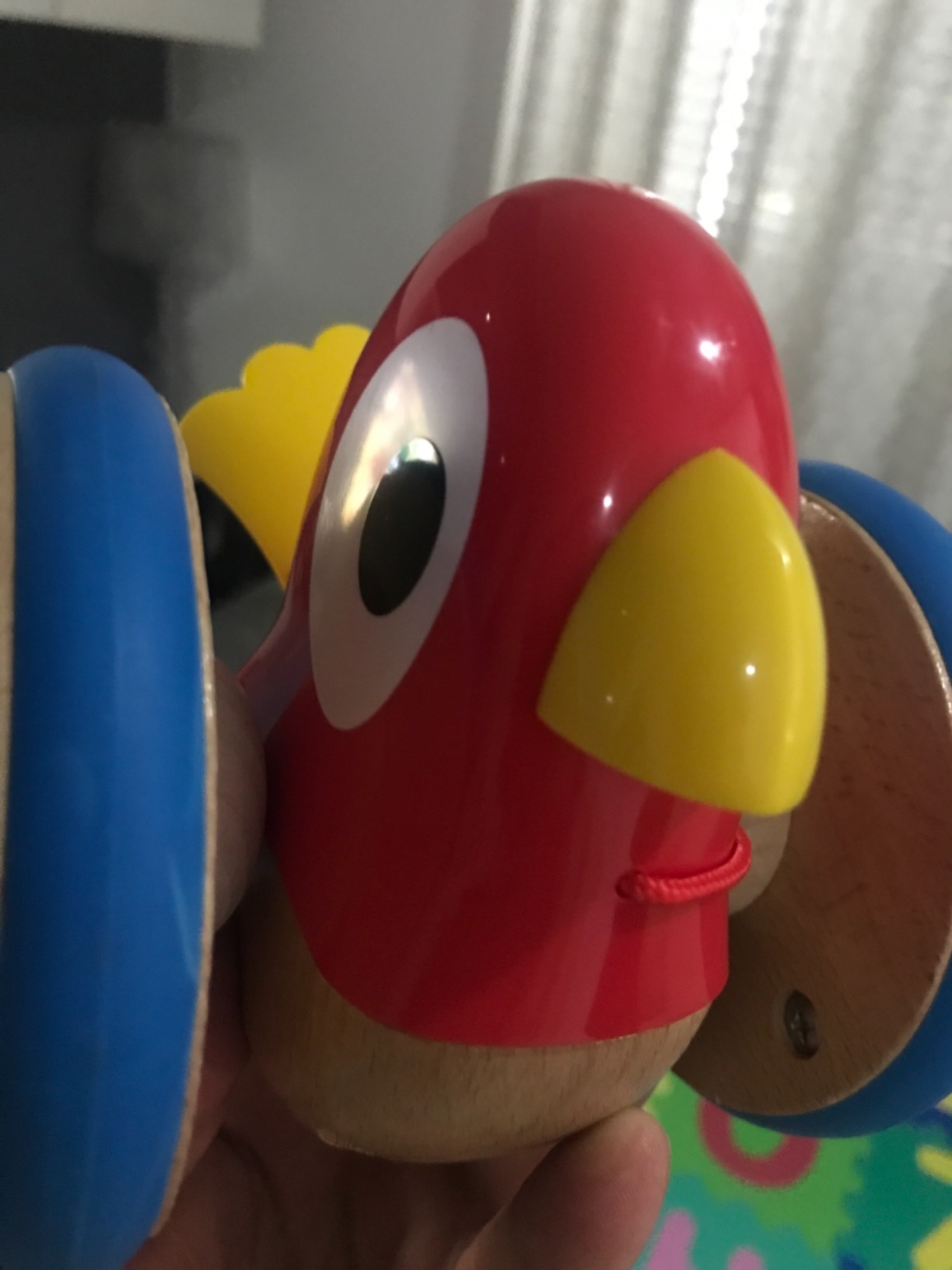 Hape E0360 Uccellino Spingi&Tira trainabile legno da 12 mesi