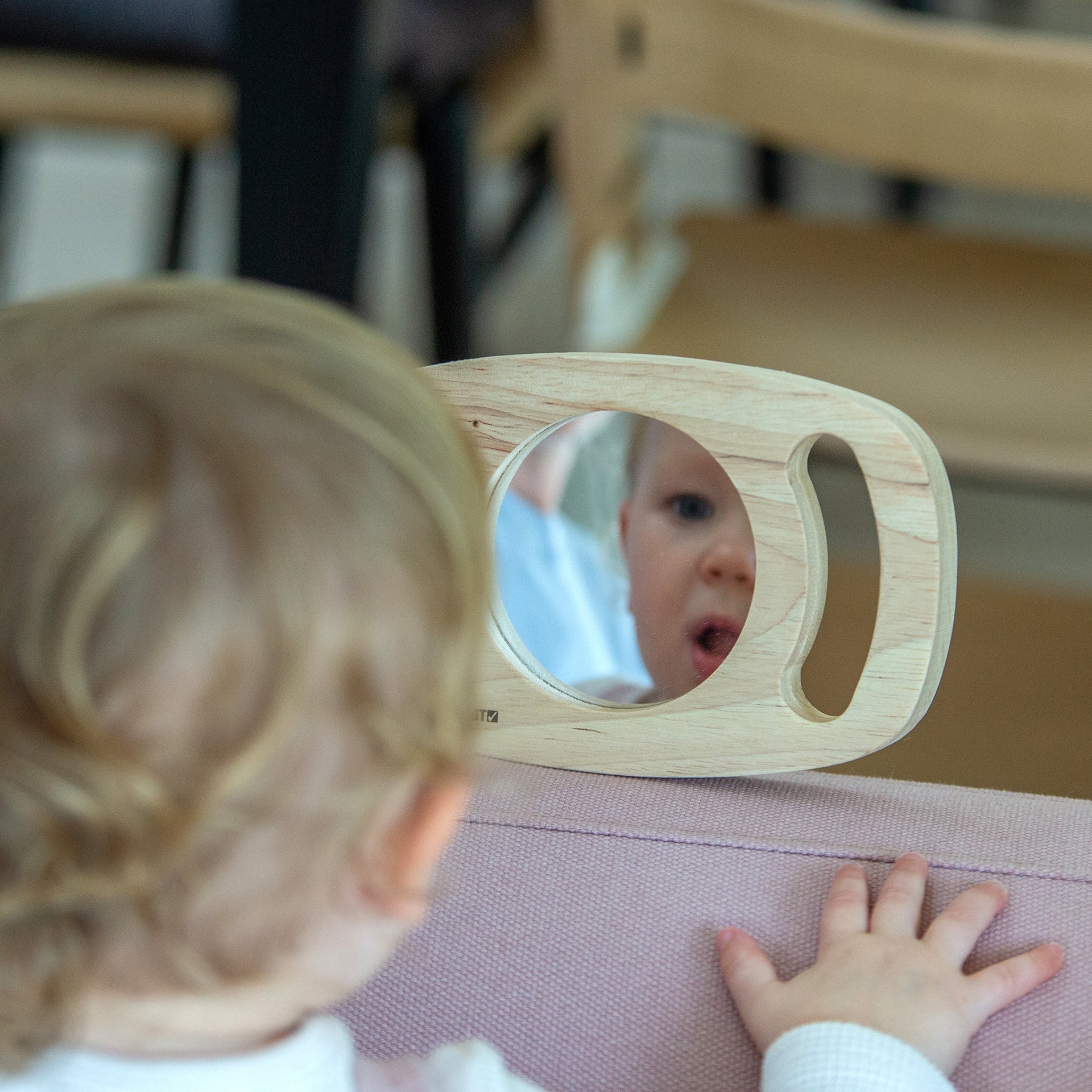 Tickit Easy Hold Plane Mirror specchio bambini con manici