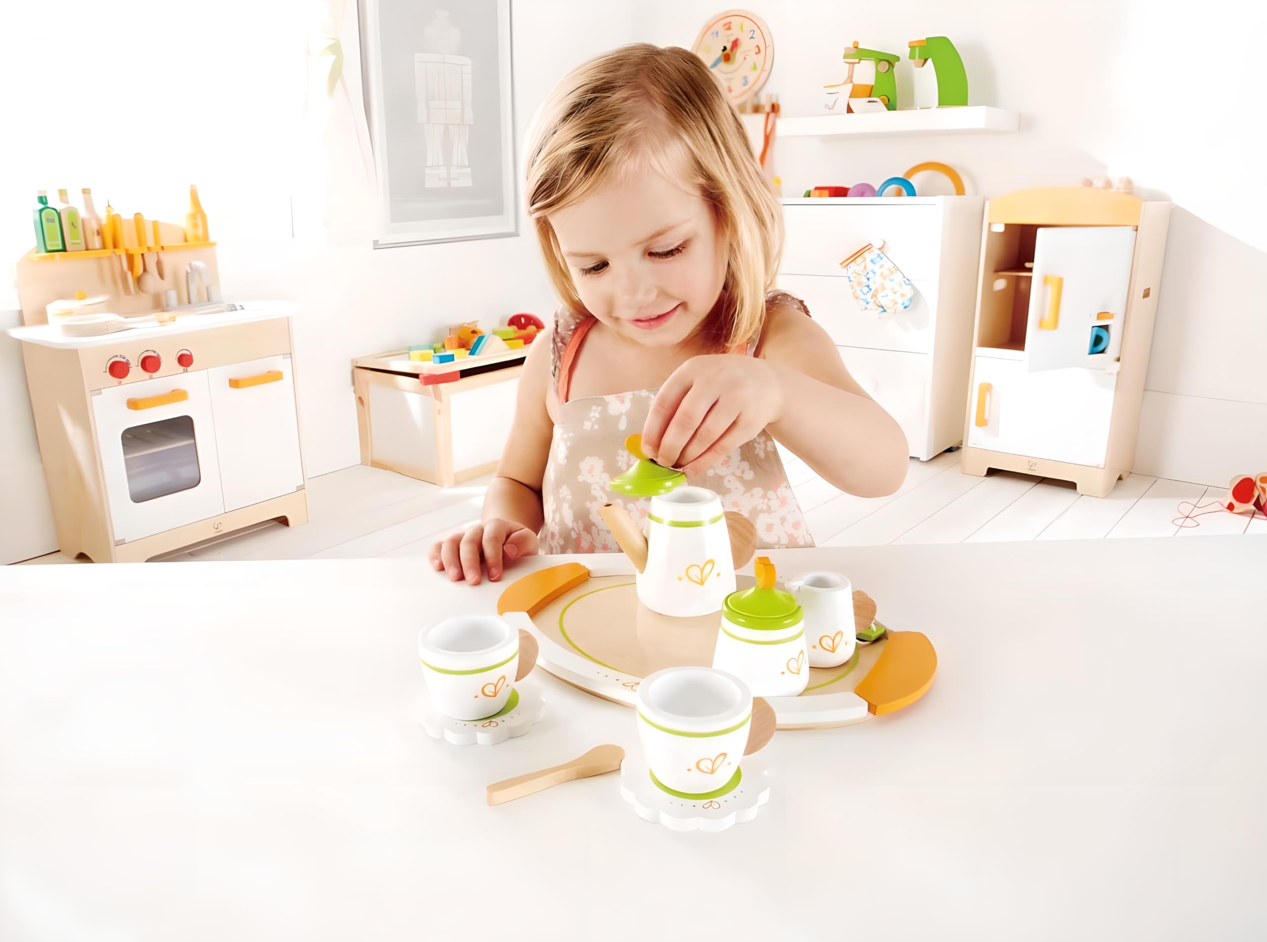 Hape E3124 Servizio da tè giocattolo per due in legno