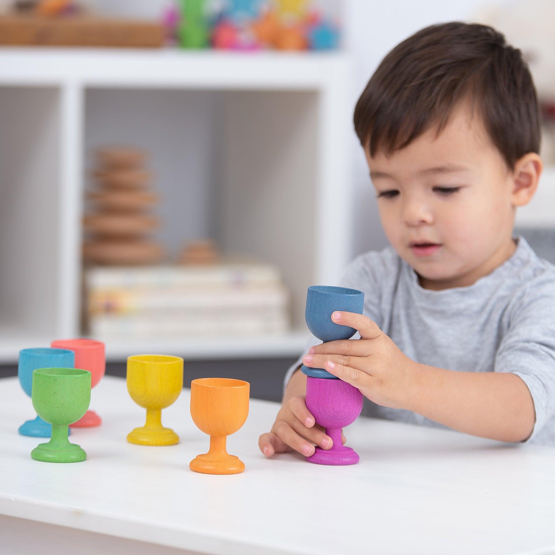 Tickit Rainbow Egg Cups Portauova Legno 7 Pezzi Colori