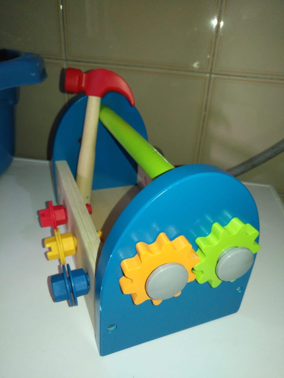 Hape Cassetta Attrezzi gioco legno con utensili dai 3 anni