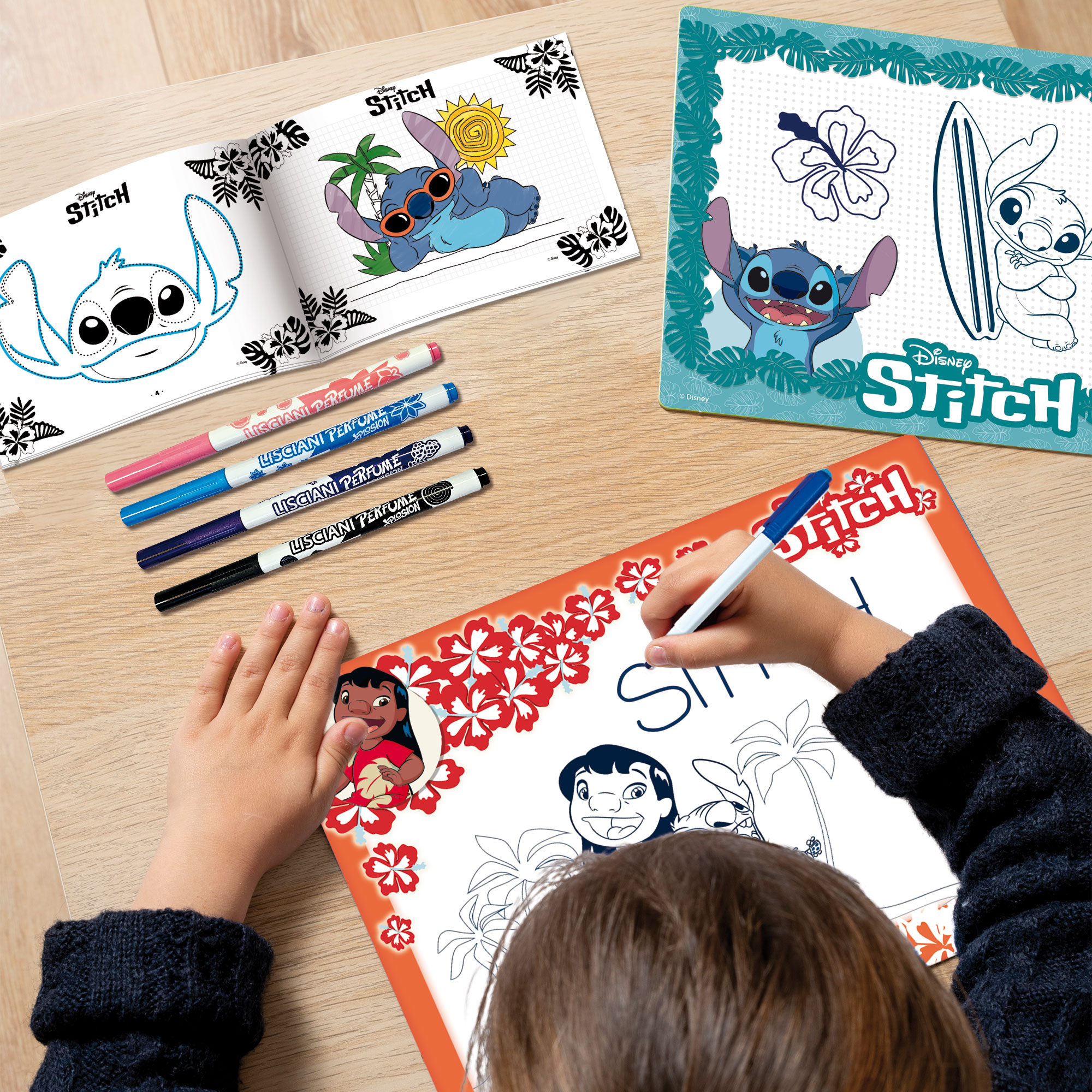 Lisciani Stitch Drawing School kit disegno pennarelli profumati