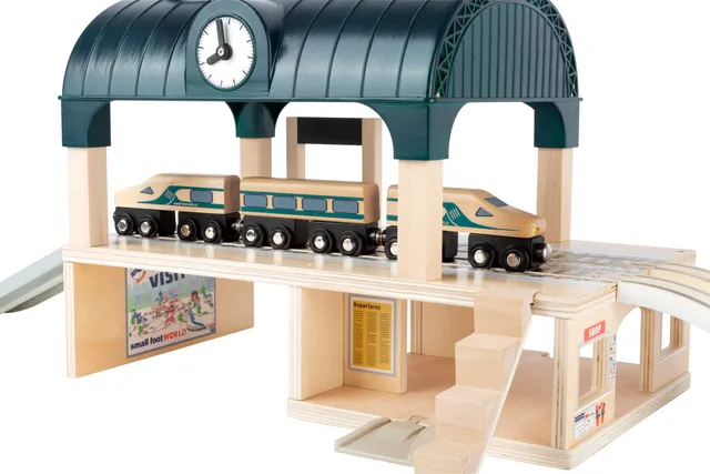 smallfoot 11235 Stazione treno legno 2 piani con accessori