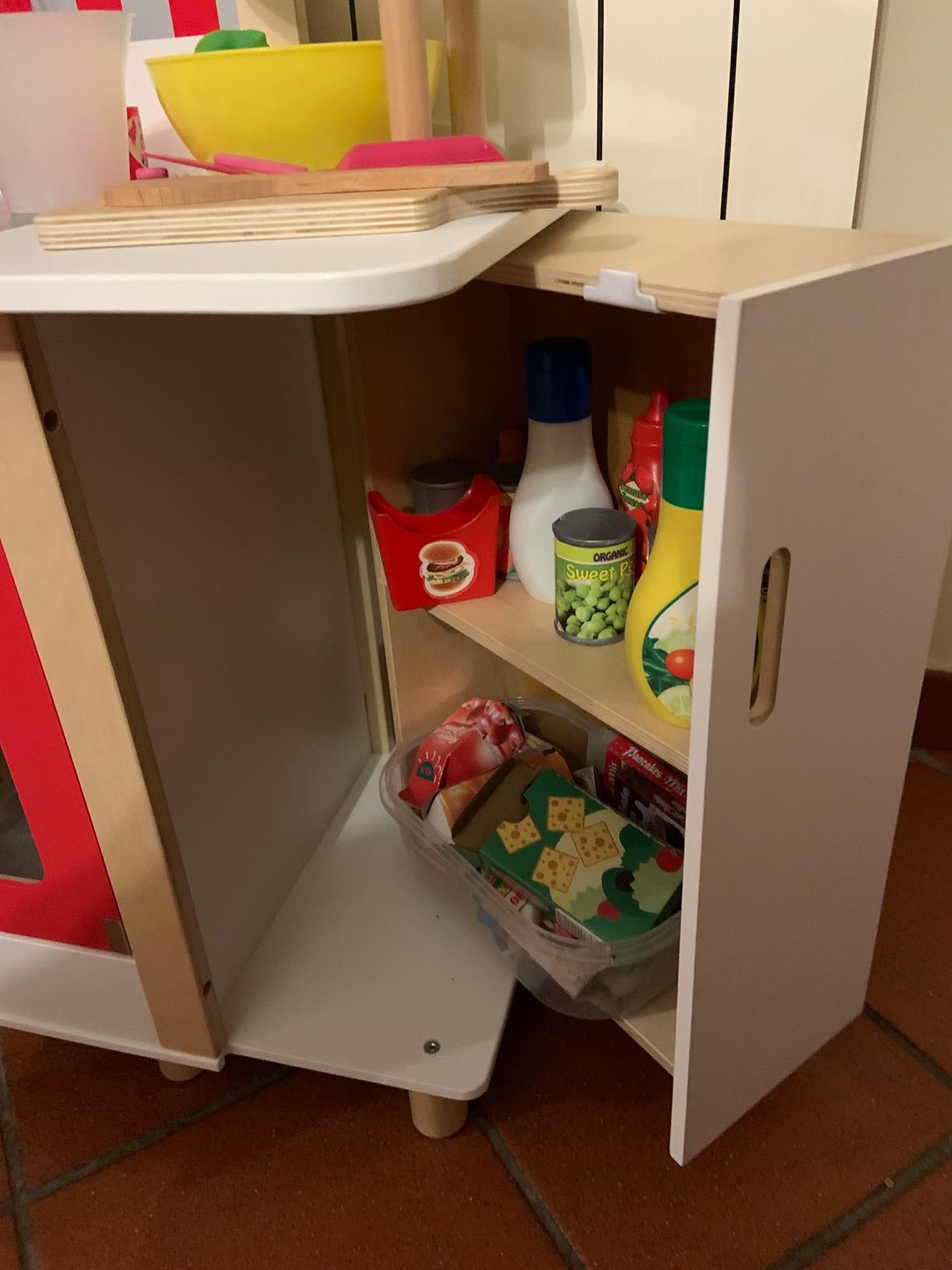 Hape E8018 Cucina multifunzione giocattolo con carrello