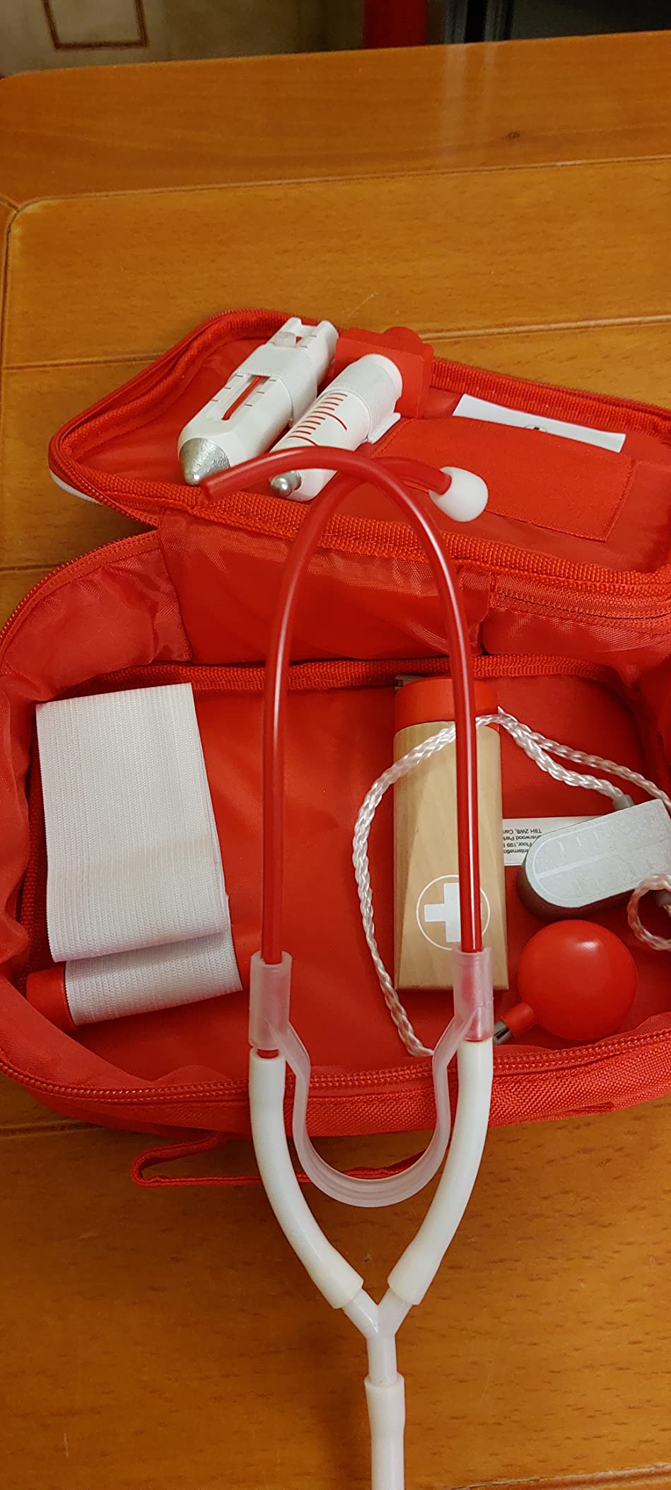 Hape Set del Dottore valigetta giocattolo con stetoscopio