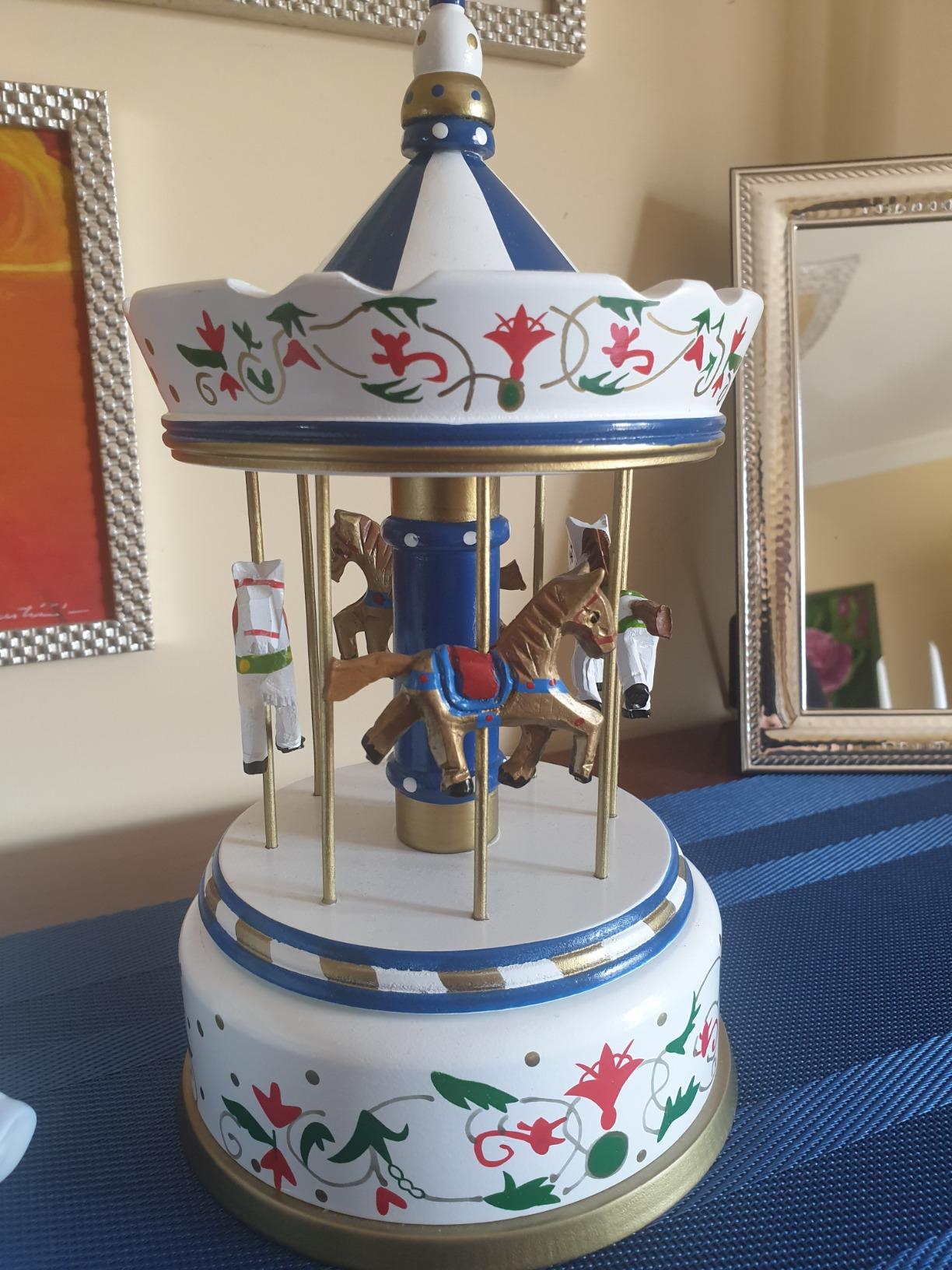 smallfoot Giostra Nostalgica carillon legno grande multicolore