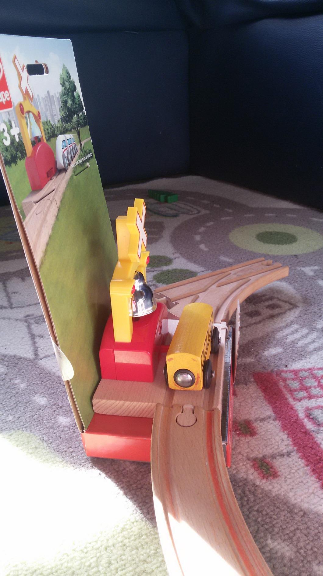 Hape Campanella Treno Automatica trenino legno con suono