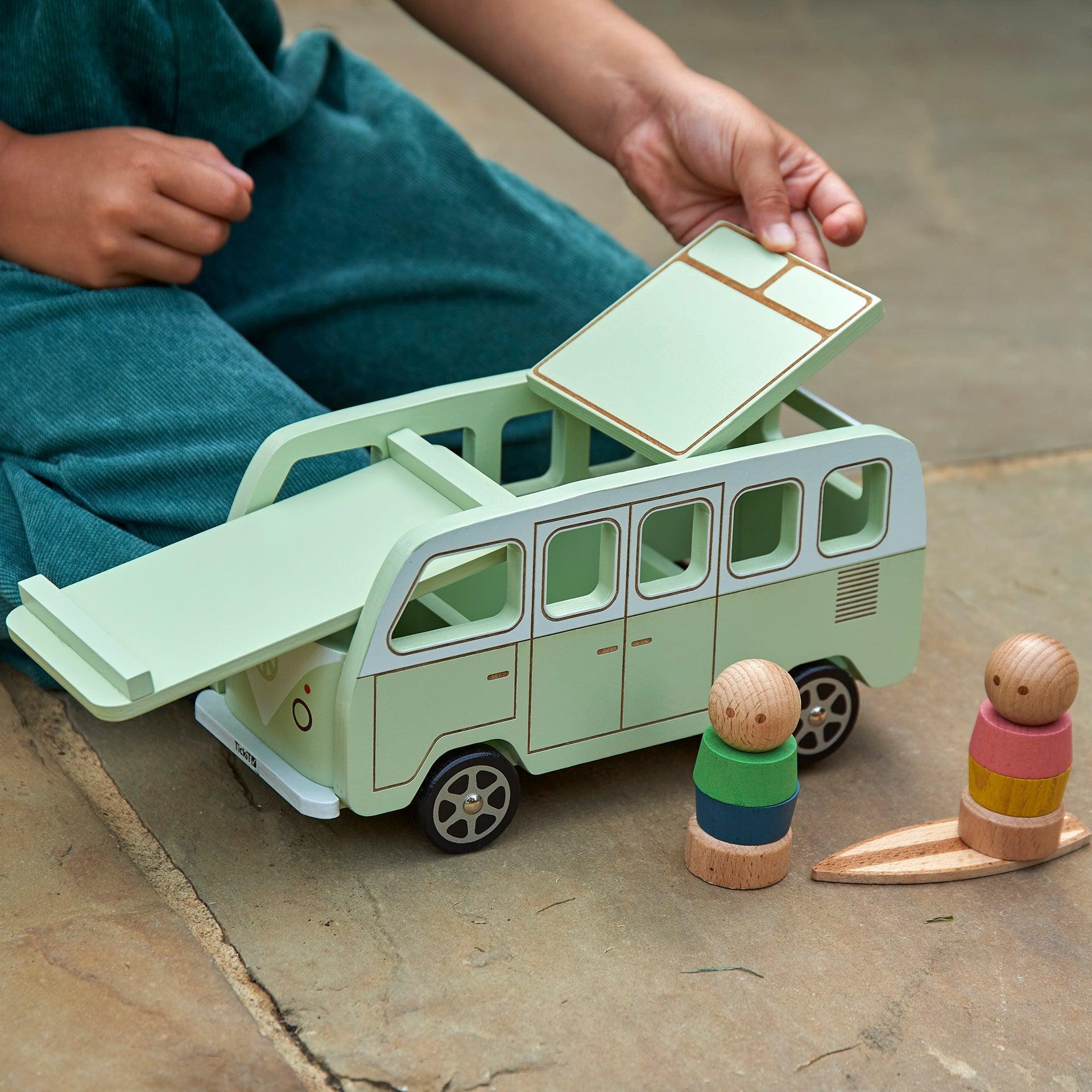Tickit Wooden Adventure Camper camper legno con personaggi