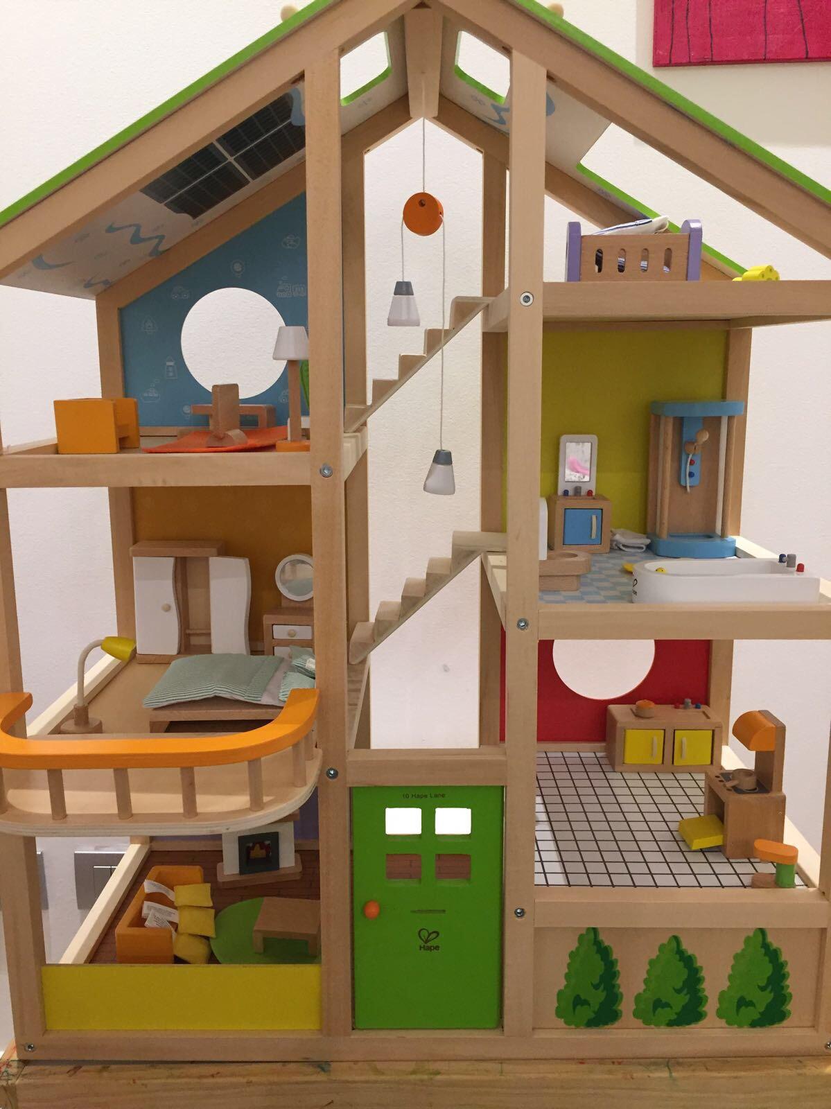 Hape E3401 Casa 4 Stagioni casa bambole legno arredata